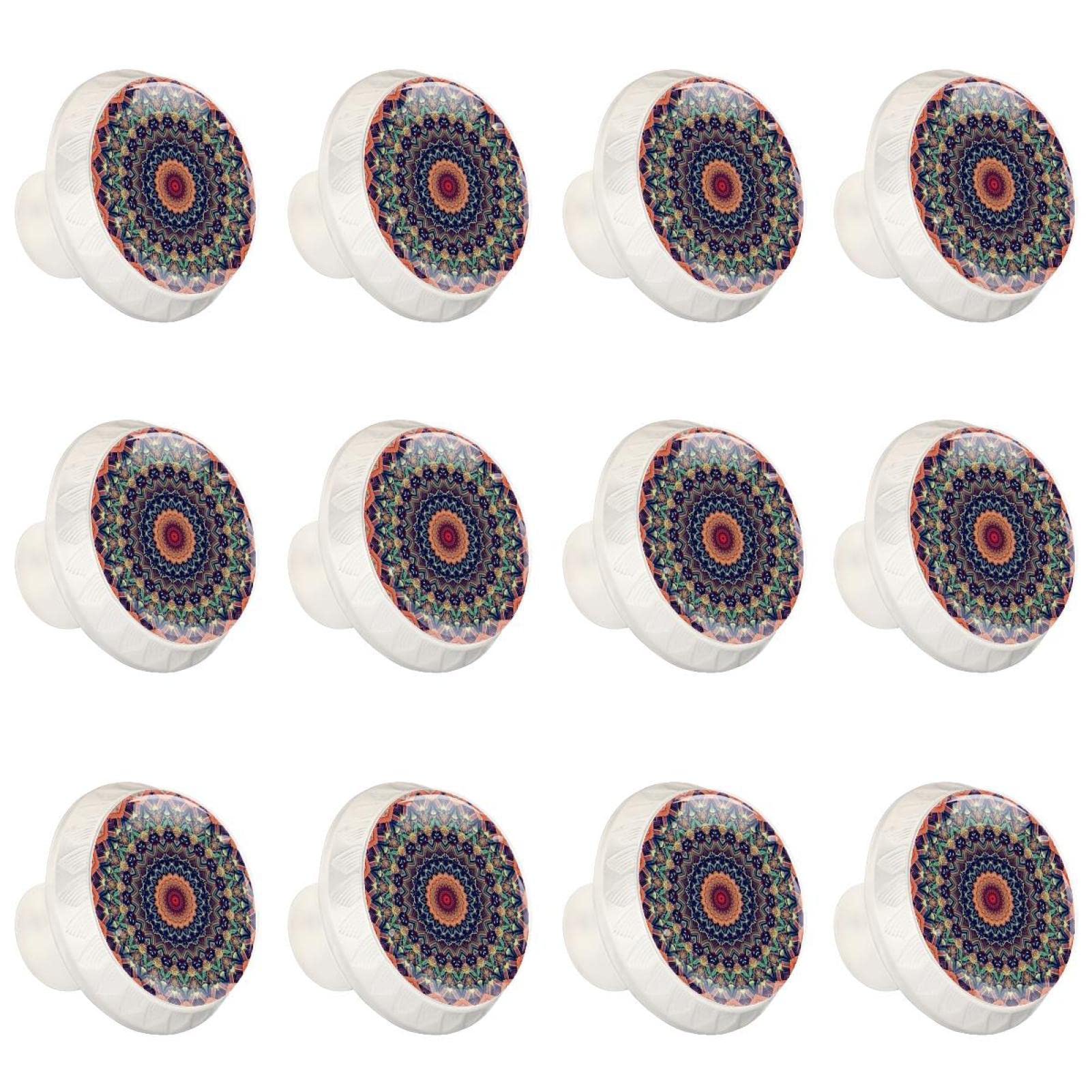 Boutons de tiroir mandala pour sublimer une commode vintage et vos placards