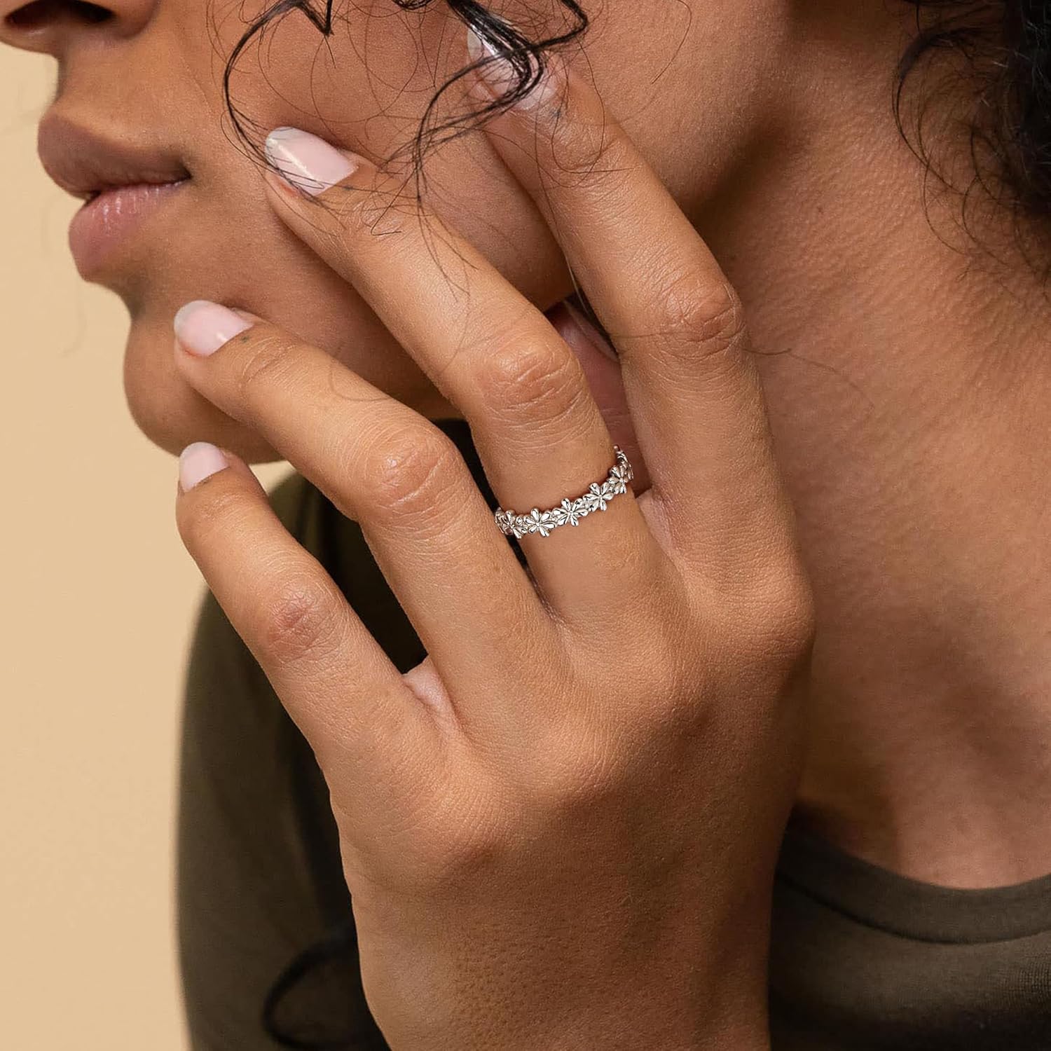 925 Sterling Silver Rings for Women Daisy Flower Stack Rings,Sterling Silver Hypoallergenic Fade-Resistant,Non Tarnish Statement Ring Fashion Marriage Band Sunflower Stacking Ring Jewelry Gift for Women - Image 2