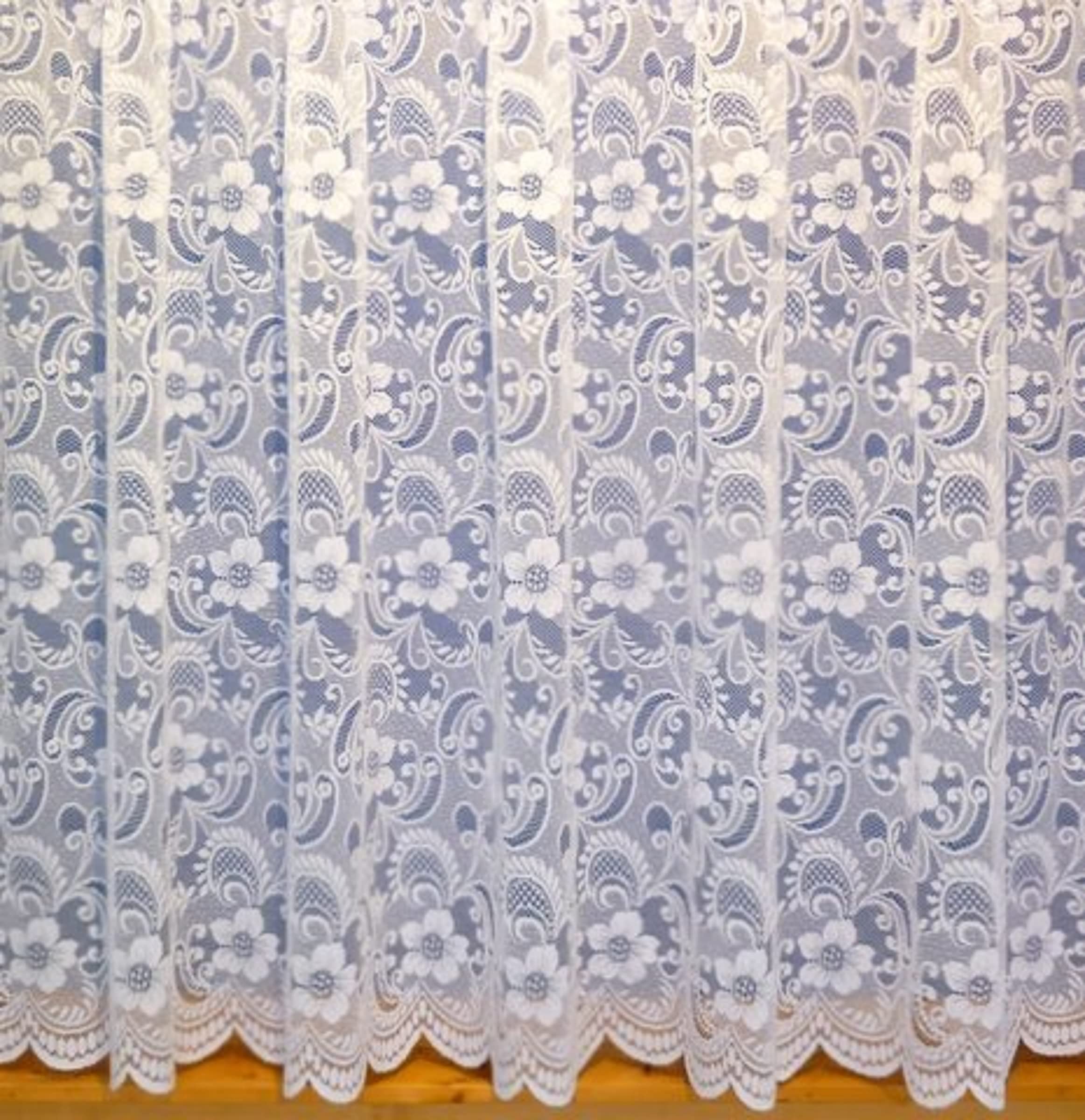 Maple Textile Monaco Net Curtain Luxury Heavy Weight Pretty Flowered Floral Lace Jacqard Pattern. Sold by the Metre.Available in White and Cream (White, 45 inch Drop) — image 1