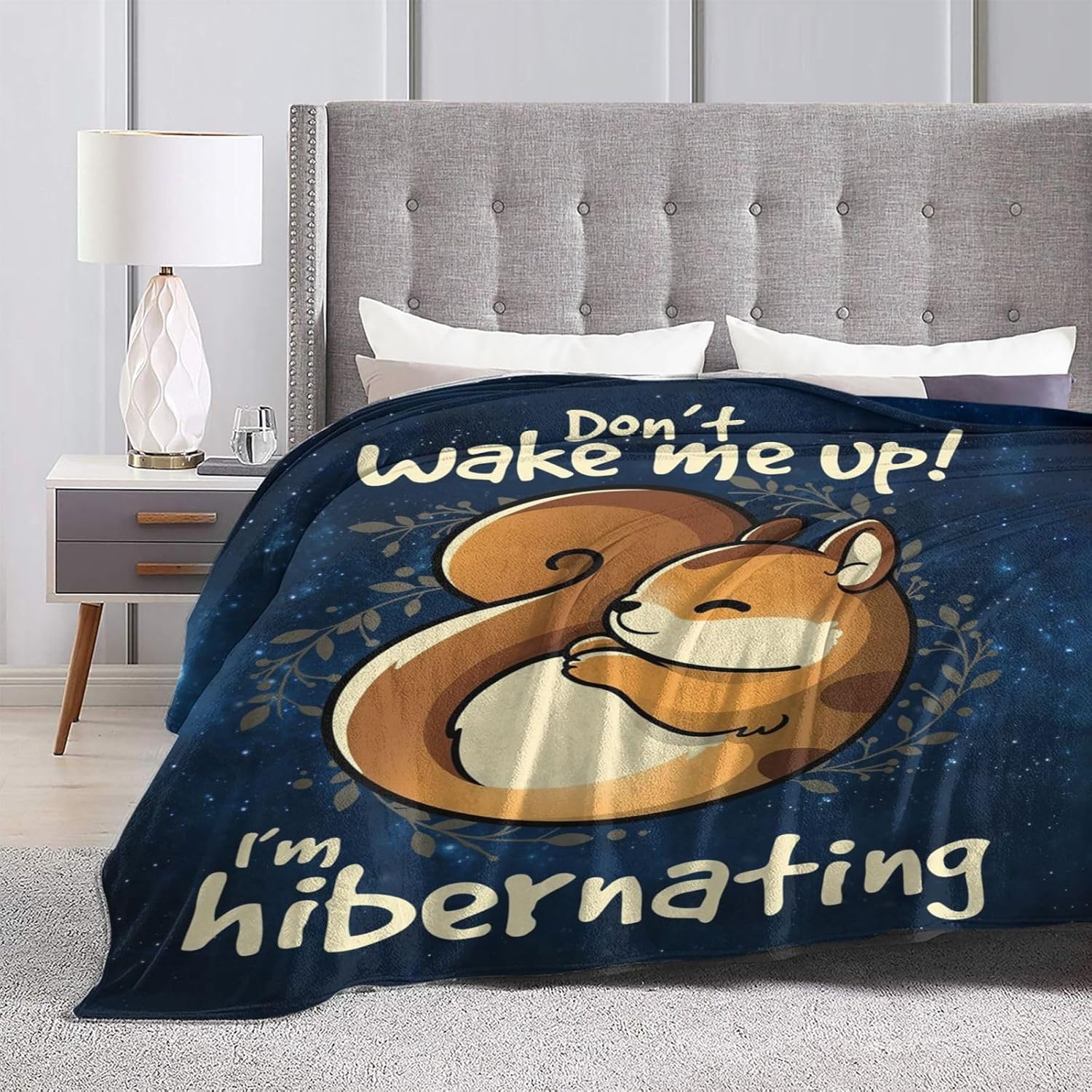 Cute Squirrel Blanket Funny Squirrel Decor Throw Blanket Squirrel Gifts for Girls Boys Winter Couch Bedding Super Warm Soft Plush Lightweight Fleece Flannel Blanket for Kids Adults Women Men 50"X40" - Image 6