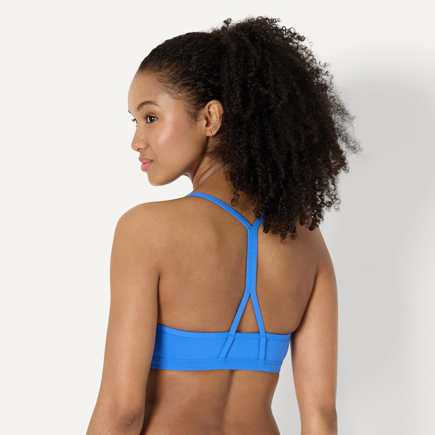 Amazon Essentials Women's Active FormFlex Buttery Soft Light Support Y-Back Thin Strap Yoga Sports Bra - Image 3