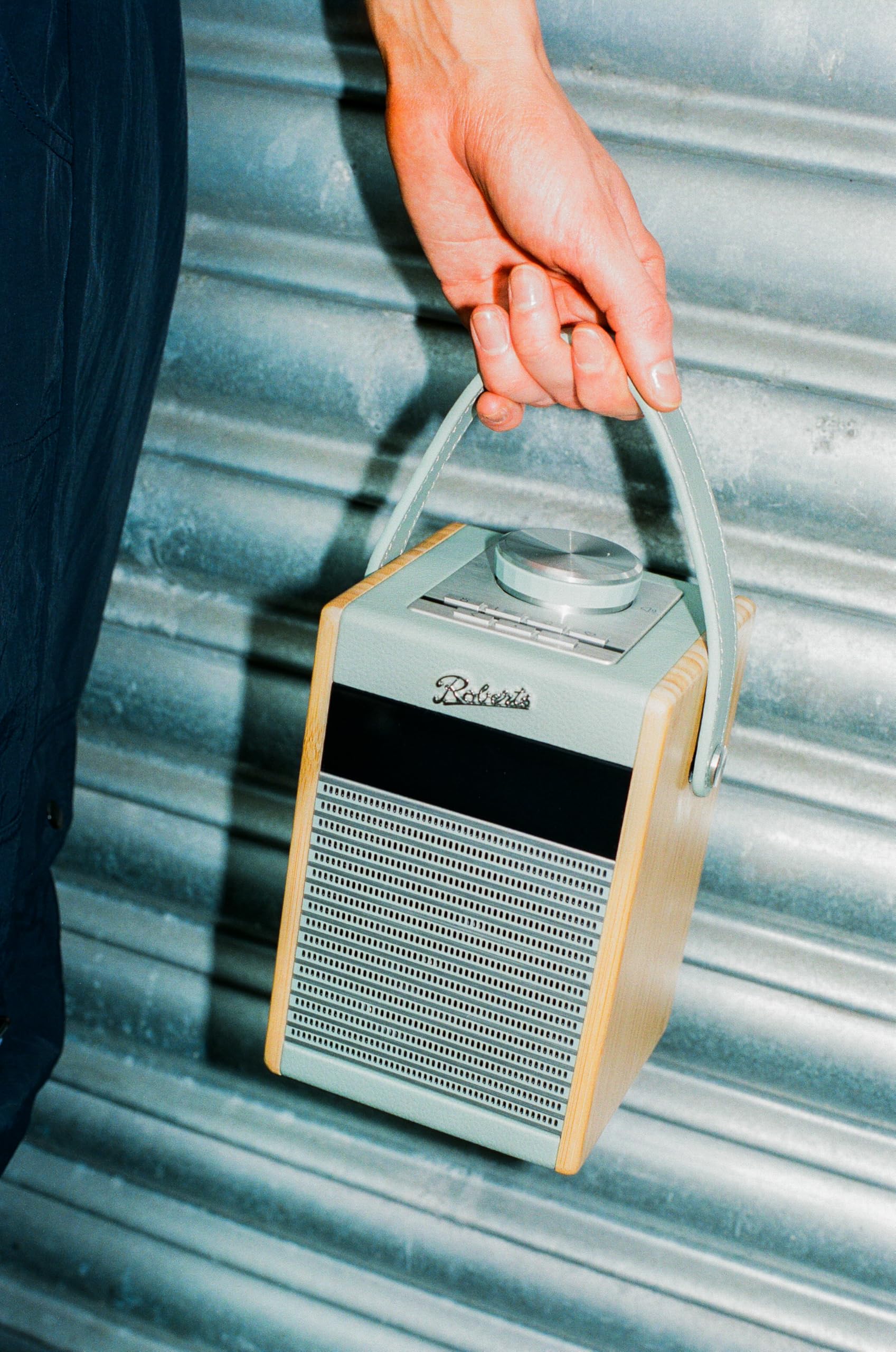 Rambler Midi Retro-Radiowecker, tragbar, Dab+/FM/Bluetooth, Himmelblau