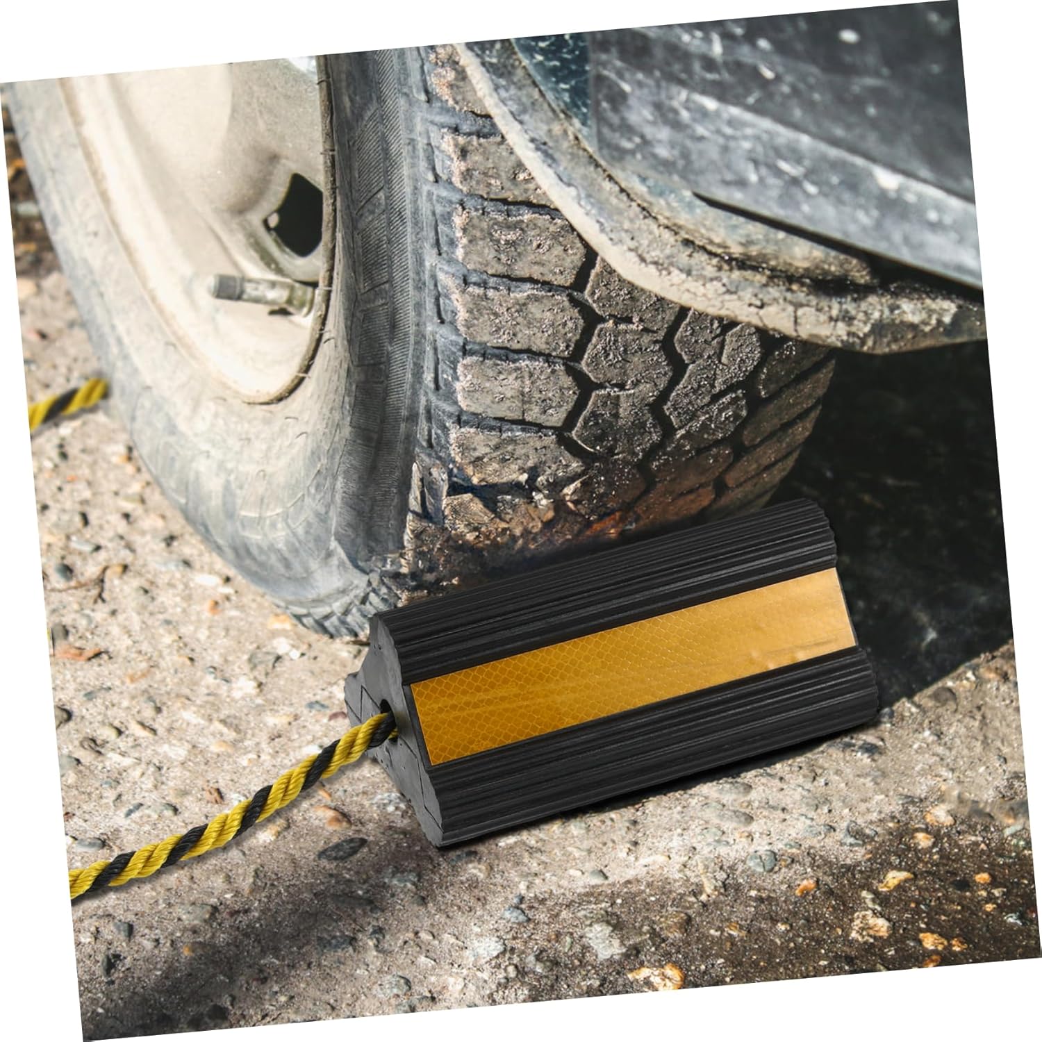 Heavy Duty Yellow Reflective Wheel Chocks Stabilizer for Rvs Campers Motorcycles Car Tire Stoppers