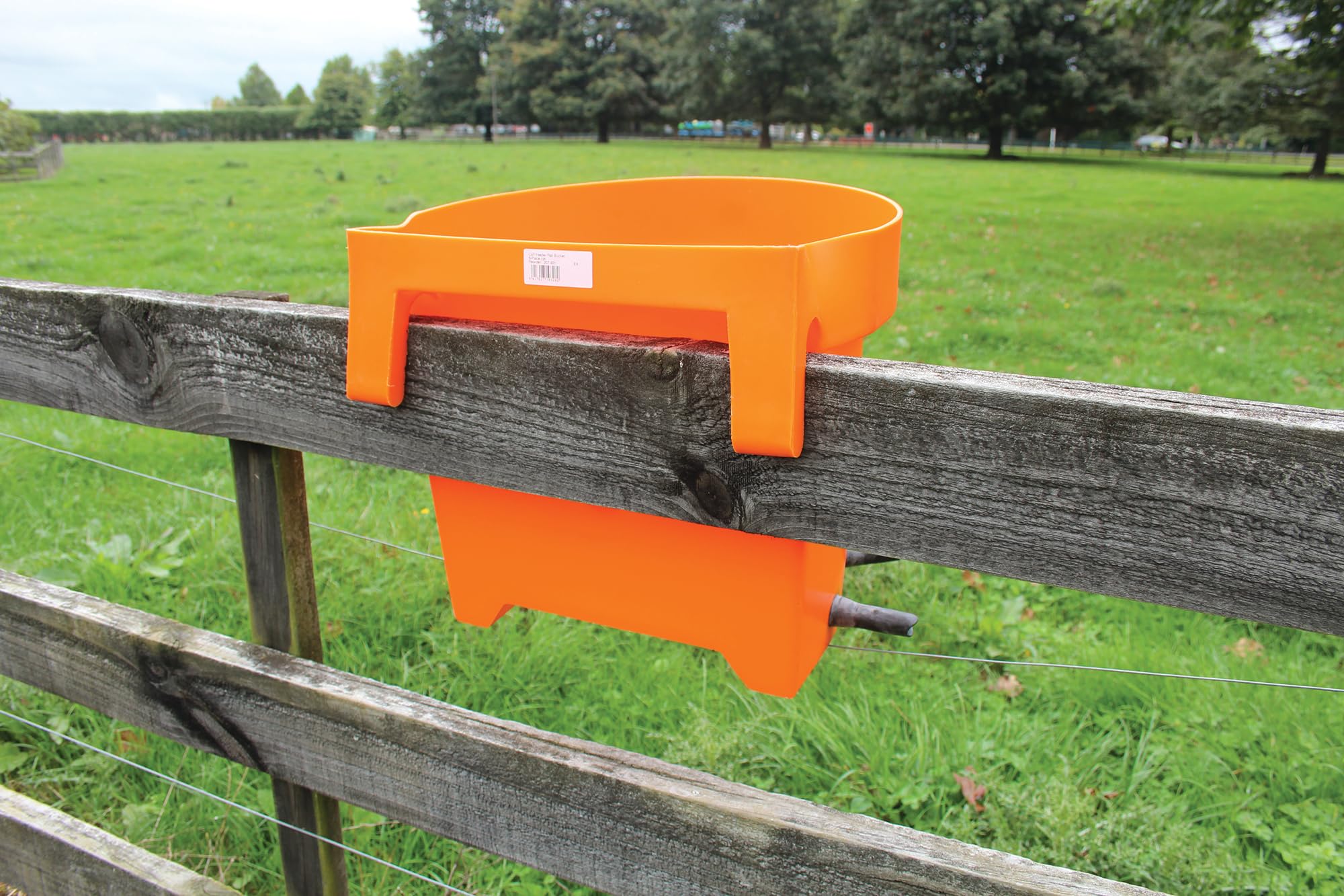 SHOOF Seau biberon Veau 6 Tétines 20 litres