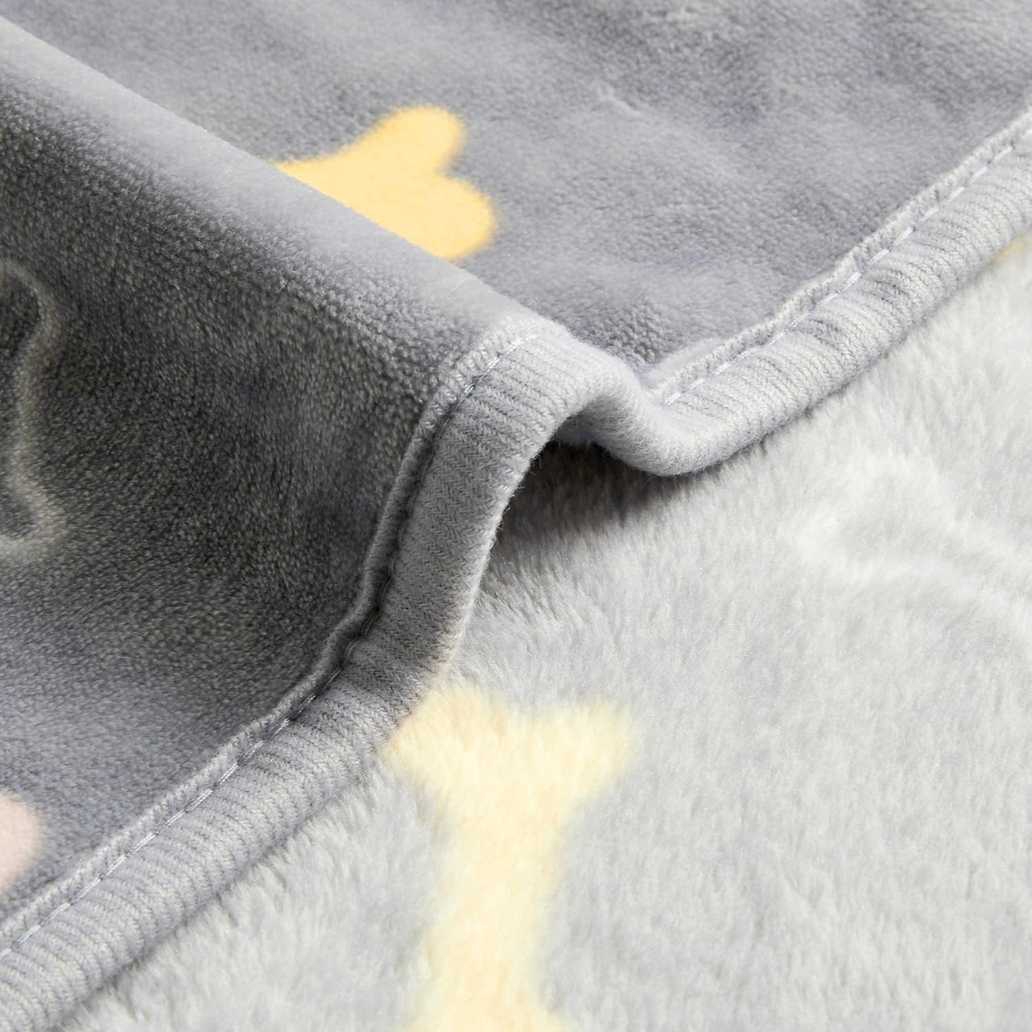 Allisandro Luxurious Dog Blanket, 350 GSM Super Fuzzy Microplush Fleece Pet Blankets for Small Medium Large Dogs and Cats, Grey Bone, 80 x 60 Inches