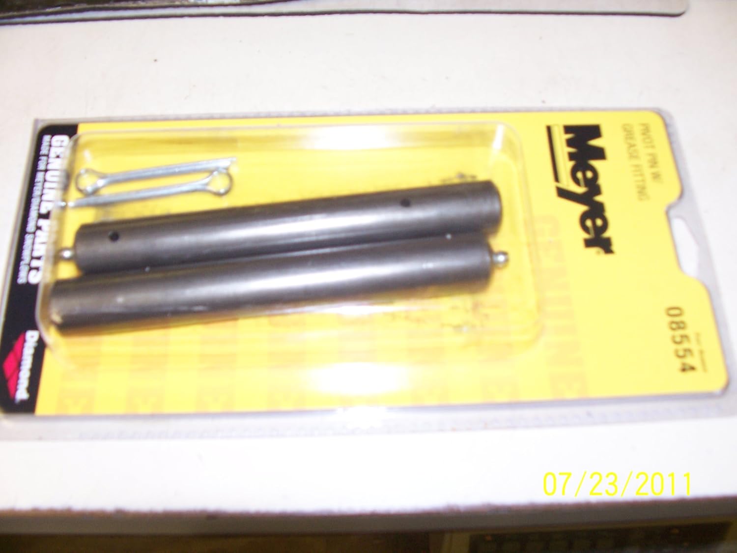 Meyer Pivot Pins with Grease Fittings Part 08554 Automotive