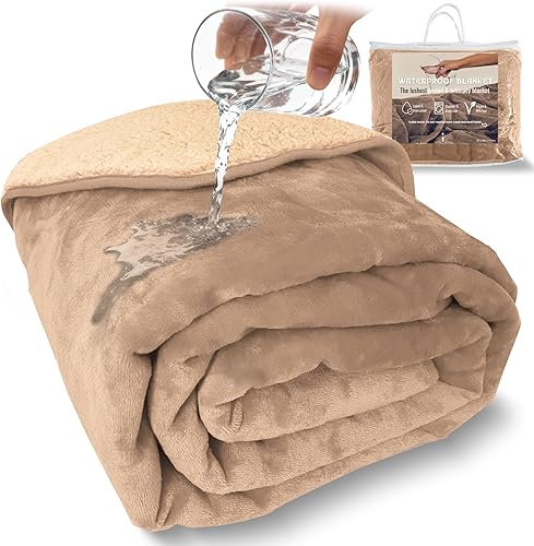 Sacred Weapon - Manta impermeable para cama – Mini manta Sherpa y forro polar – Manta impermeable para sofá y protector de colchón, absorbente, Beige