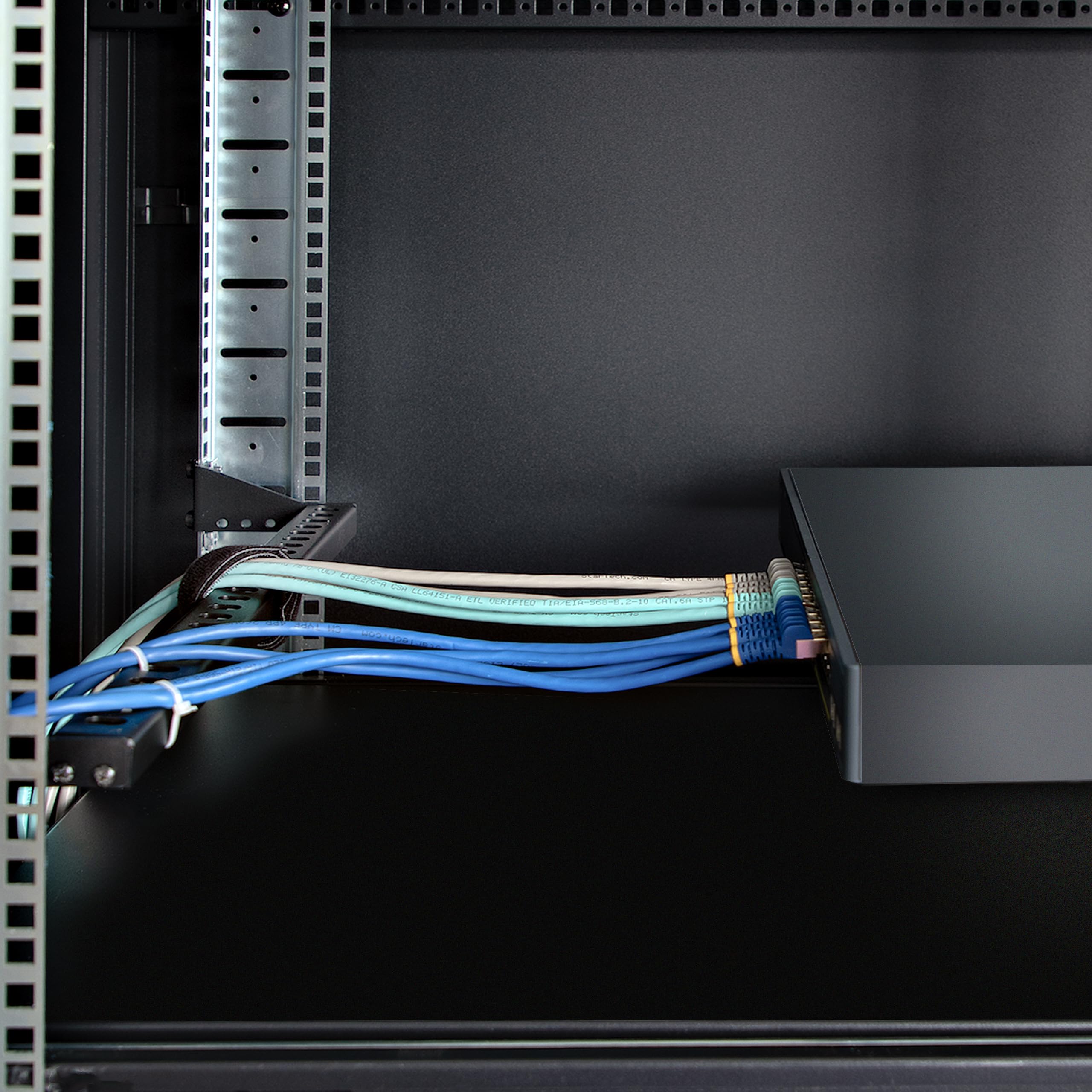 StarTech Barra Passacavi 1U, profondità Regolabile (12S-Cable-Lacing-Bar) | Guida Cavi Orizzontale, Gestione Cavi Ordinata, per Patch Panel, Switch e PDU