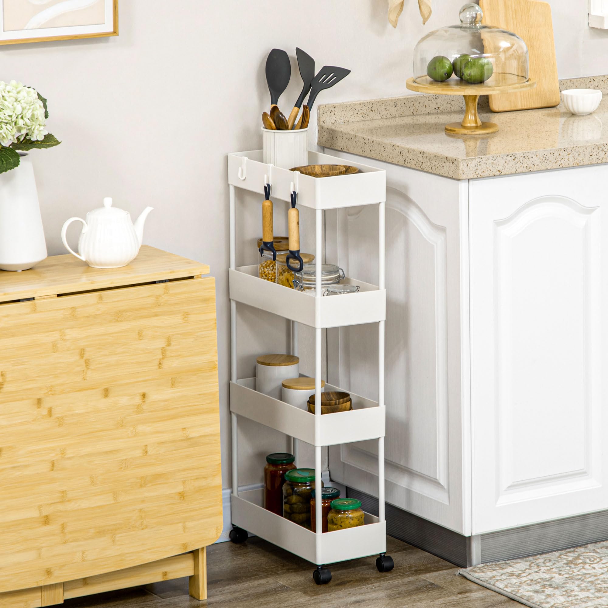 HOMCOM Chariot de cuisine à 4 niveaux, étagère de rangement avec roulettes, chariot de service avec freins, étagère de cuisine pour chambre à coucher, cuisine, salon, plastique, blanc, 40 x 19 x 90 cm