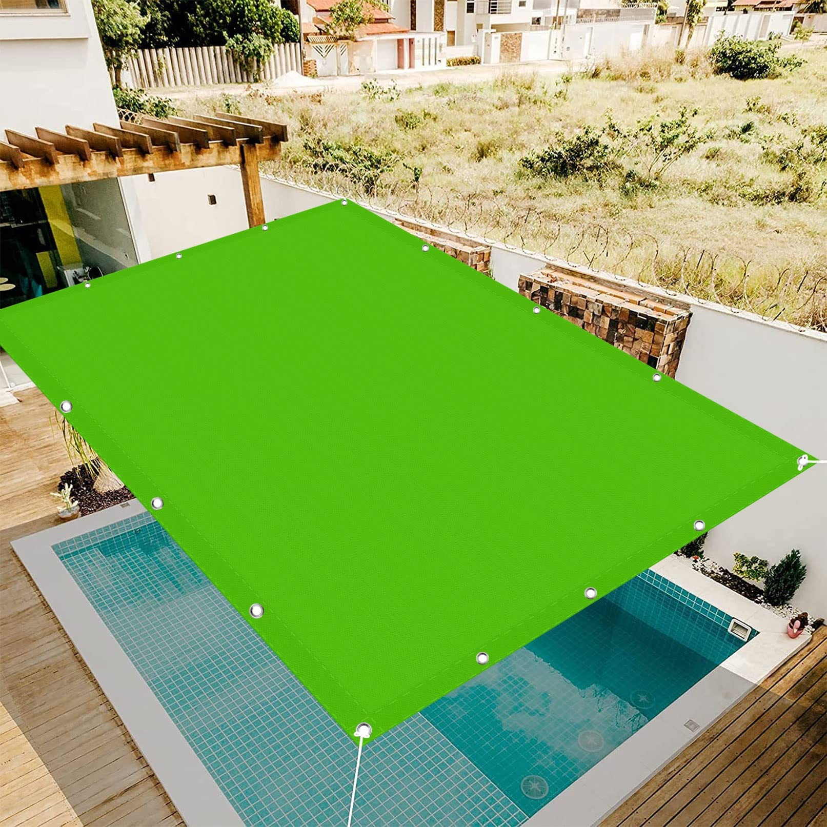 Voile d'ombrage imperméable 3x3m en toile verte avec son kit de fixation complet