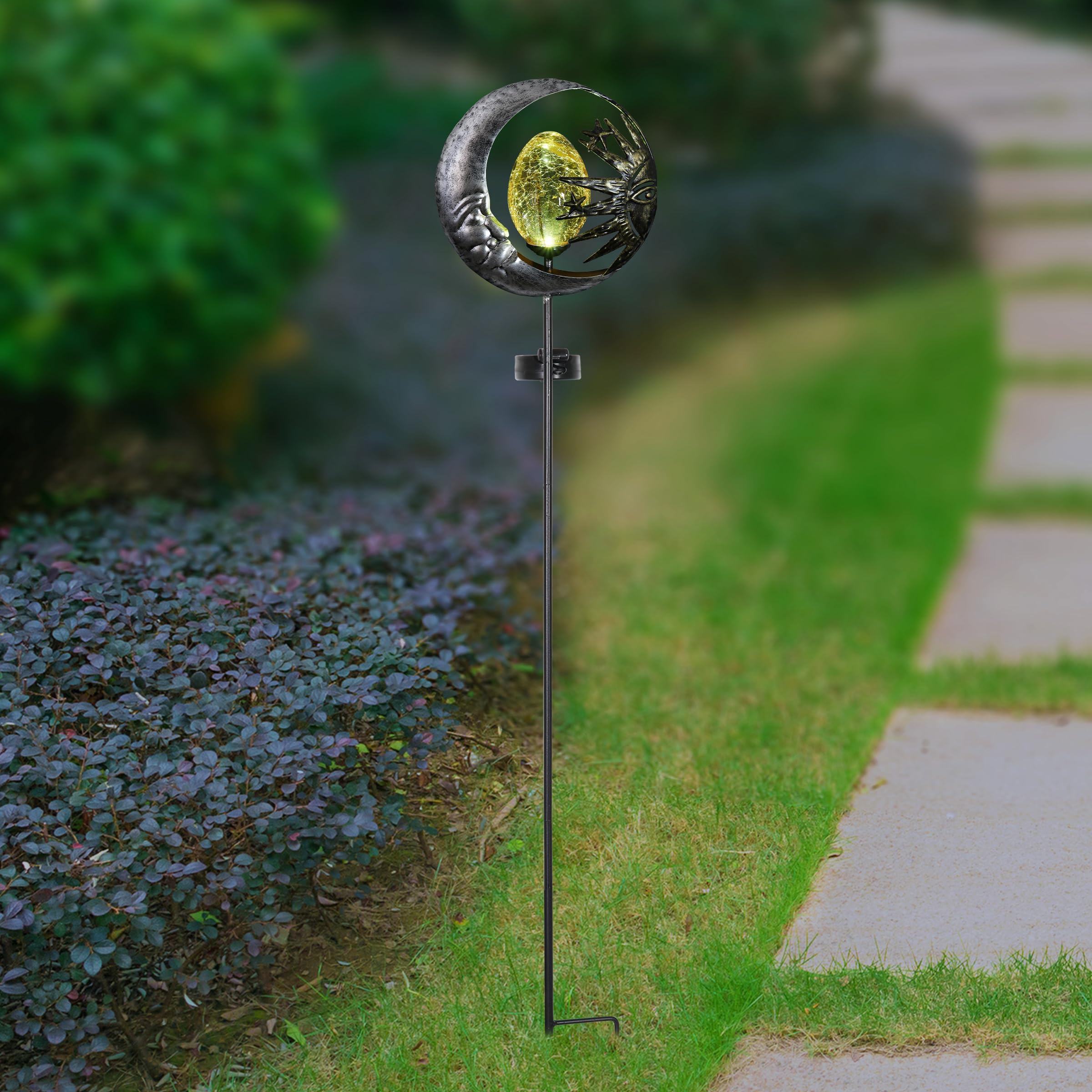Exhart Sun And Moon Garden Palo Solare Che circonda Uovo Color Ambra Illuminato in Vetro craquelé Garden Art - Sole in Metallo su palo da Giardino Circolare d'Argento, 8 x 38