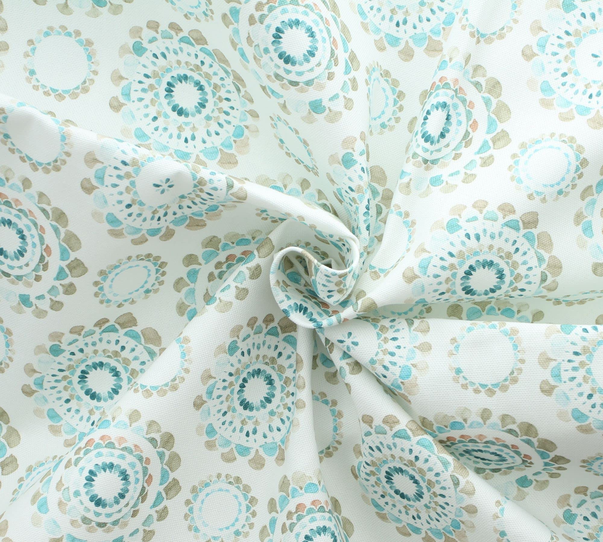 FRANK FLECHTWAREN Tafeldecke Light Living, cremefarbener Grundstoff, Alloverprint in zarten Farben, mit Fleckschutz, 50% Baumwolle, 50% Polyester, Maße: 140 x 240 cm