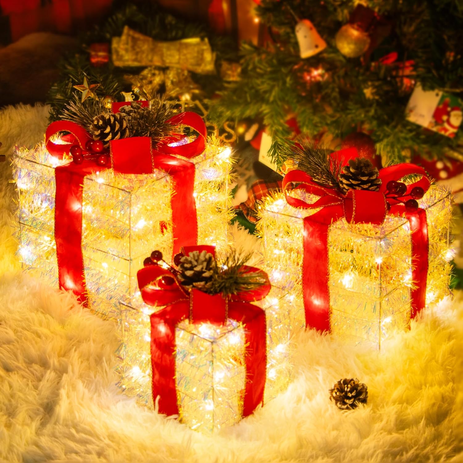 Set of 3 Christmas Lighted Gift Boxes,Indoor Outdoor Christmas Decorations, 65 LED outdoor lighted holiday displays,Plug-in Light Up Presents Box for Indoor Christma tree Home Yard Lawn Decor Red - pine cones