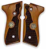 ヒデロー　Beretta 木製グリップ エンボスロゴ付き ヒデロー Beretta 木製グリップ エンボスロゴ付き ヒデロー