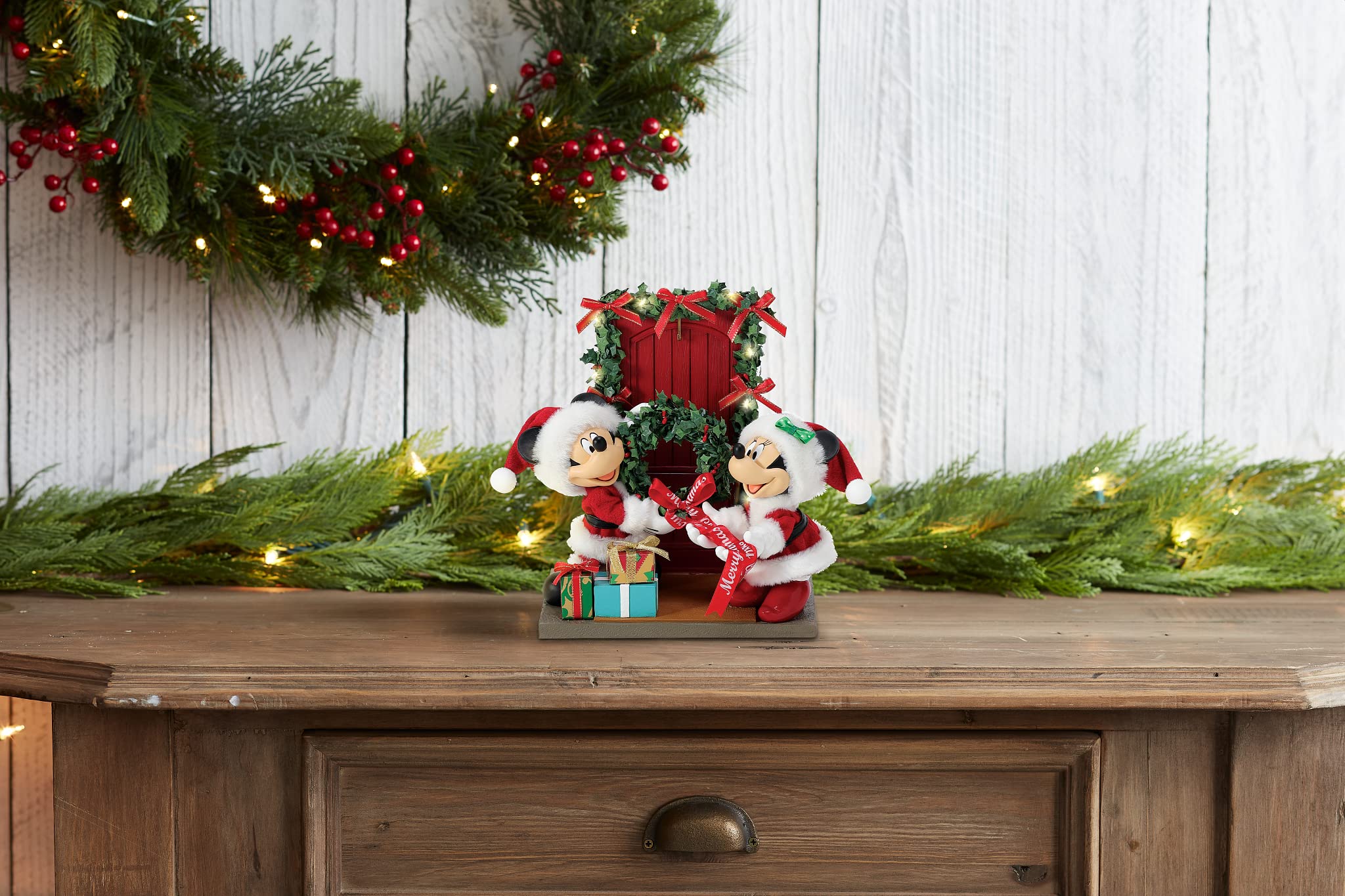 Amazon.com: Department 56 Possible Dreams Disney Mickey and Minnie