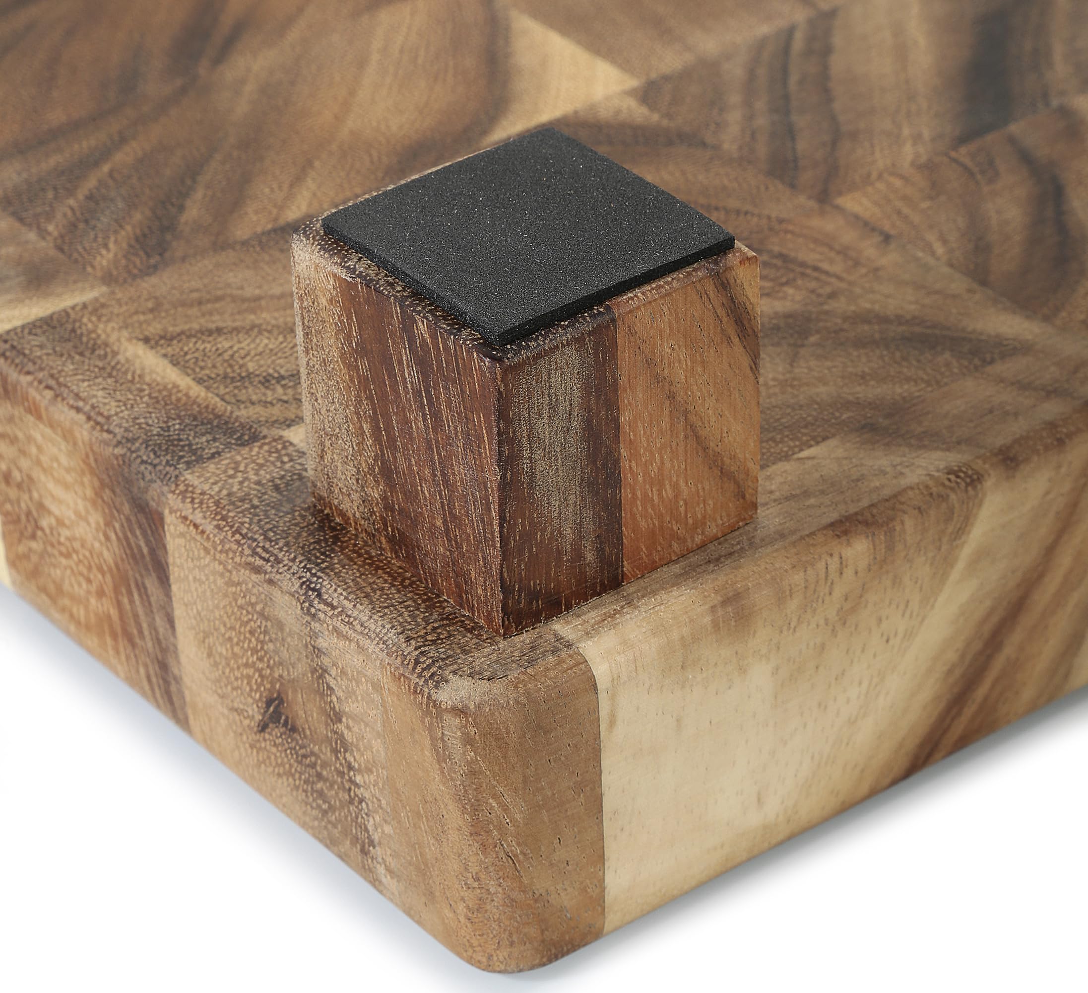 Zassenhaus Hackblock Stirnholz, 45×30×8,5 cm, Akazienholz, rutschfeste Füße | Schneidblock aus Stirnholz, messerfreundlich, für Fleisch, Gemüse und Brot, pflegeleicht, nachhaltig, langlebig