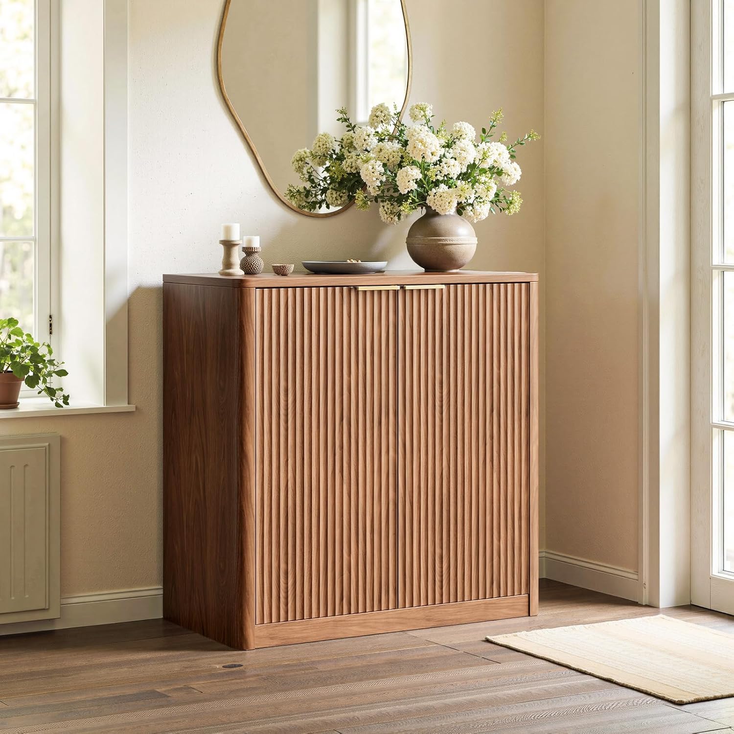 Evermagin 31.5" Walnut Buffet Cabinet with Storage, Small Sideboard Cabinet, Mid Century Modern Accent Credenza, Fluted Console Table with Doors for Dining Room, Kitchen, and Living Room