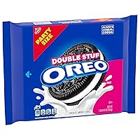 Vista 14 de OREO Galletas sándwich de chocolate de doble relleno, tamaño fiesta, 24.95 onzas