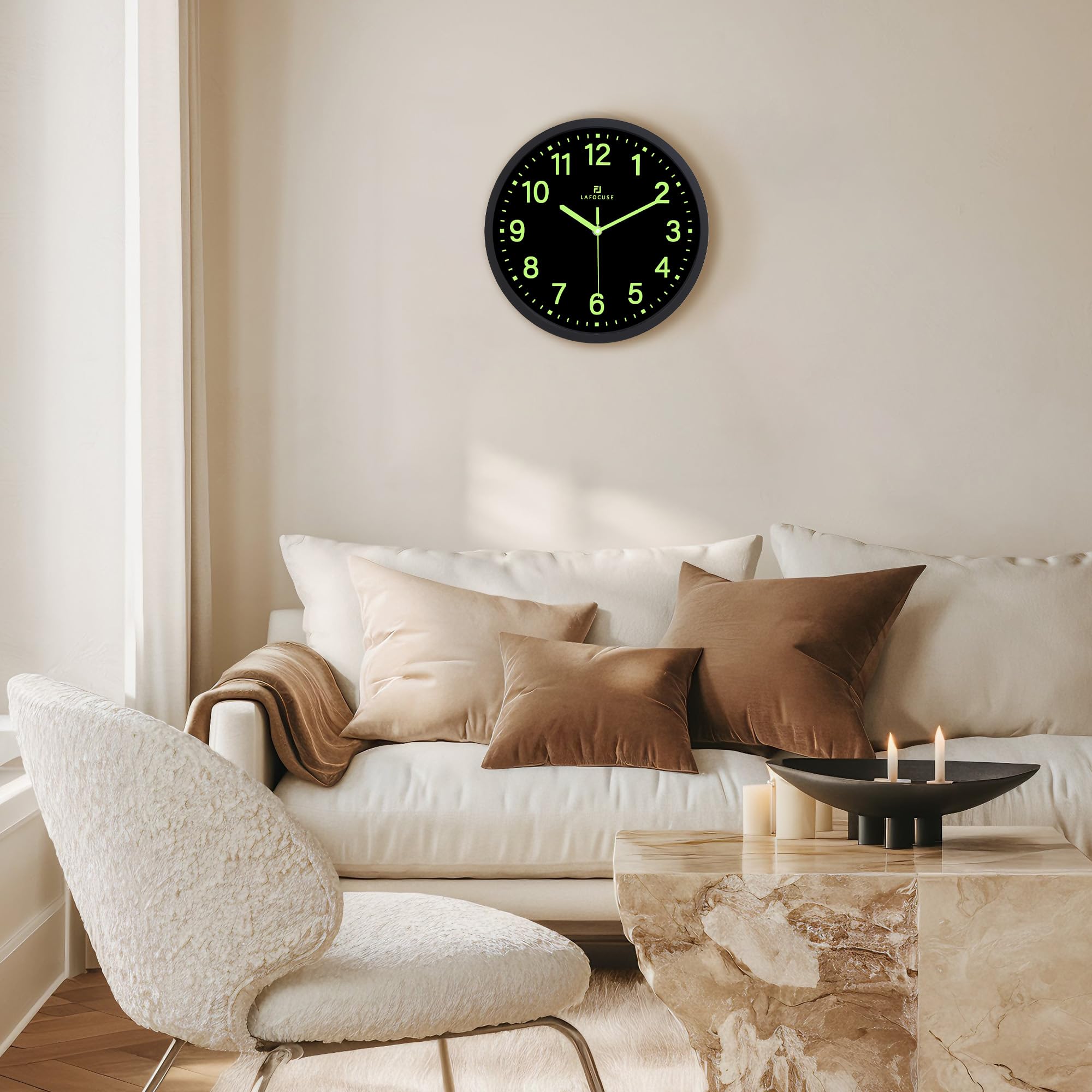 Lafocuse 30cm Orologio da Parete Luminoso Silenzioso senza Ticchettio, Orologio da Muro Fluorescente Moderno Decorativo per Soggiorno Camera da Letto Cucina Ufficio, Nero