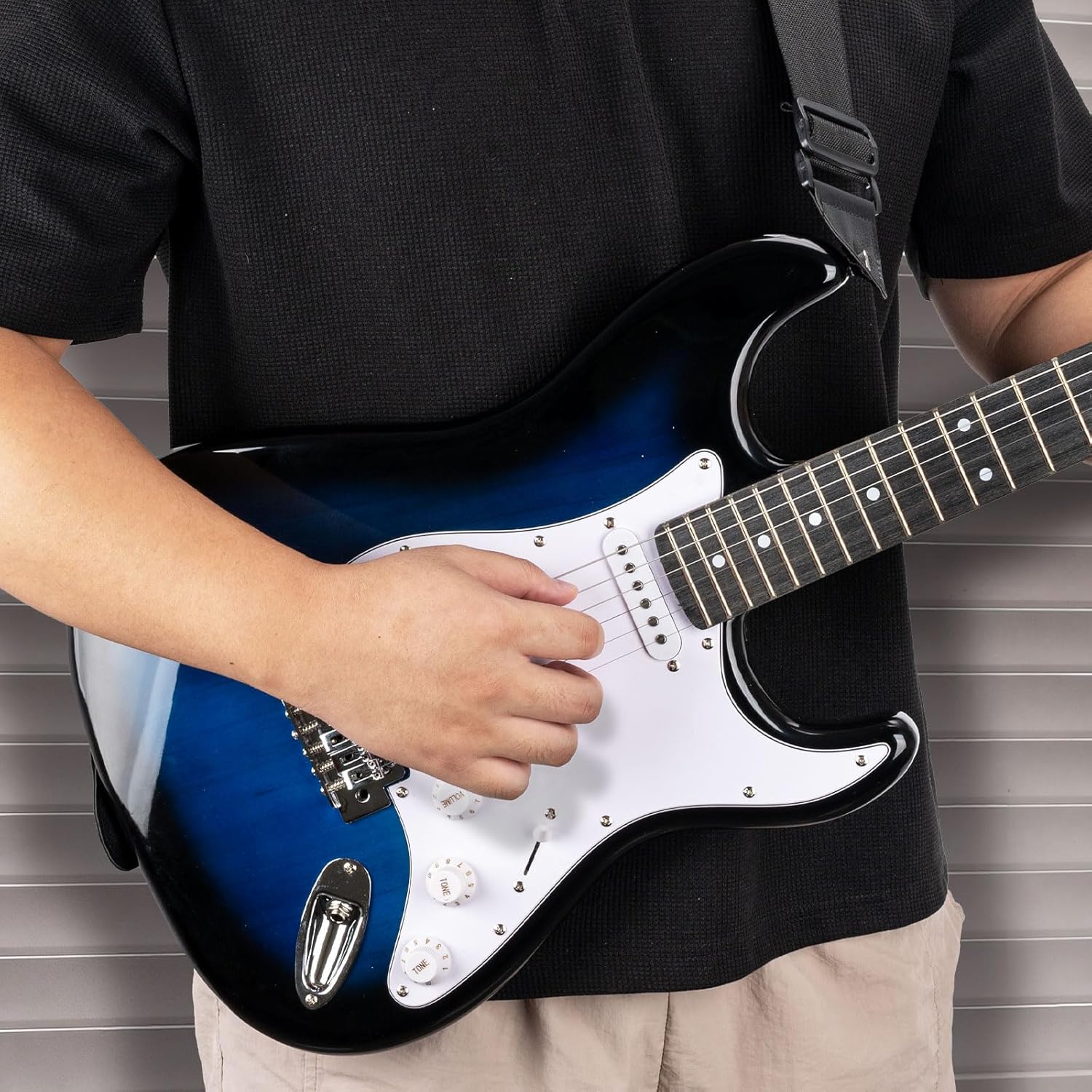 39 Inches Full Size Electric Guitar Beginner Electric Guitar Kits with 10W Amp Classic SSS Pickup Complete with Gig Bag Tuner Capo Strap Picks Guitar String Winders Blue