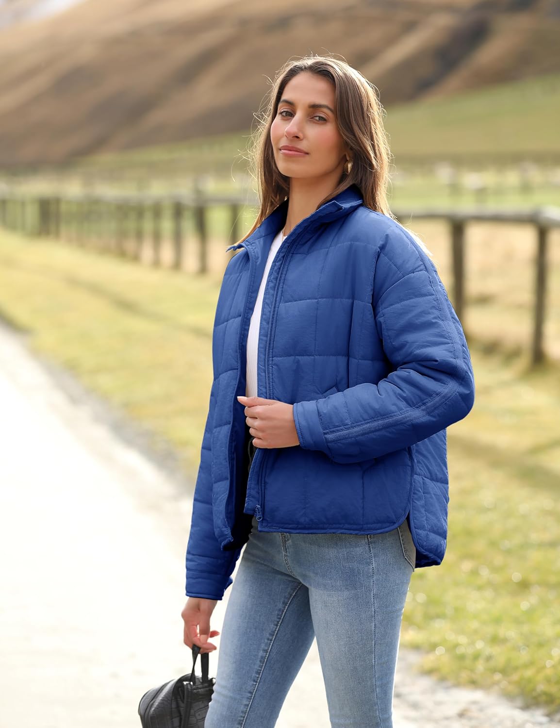 Quilted Puffer Jacket Women Lightweight Short Zip Up Padded Coat with Pockets - Image 3