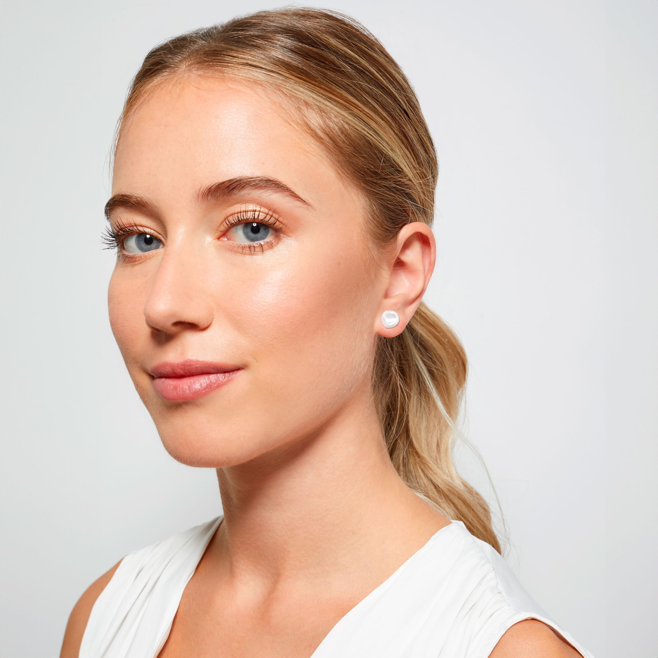 Damen Perlenohrringe Barocke Keshi Süßwasser Zuchtperlen in Weiß und Grau von SECRET & YOU - Perlen Ohrstecker Sterling Silber 925 - Erhältlich in 10 Größen von 7 mm bis 16 mm