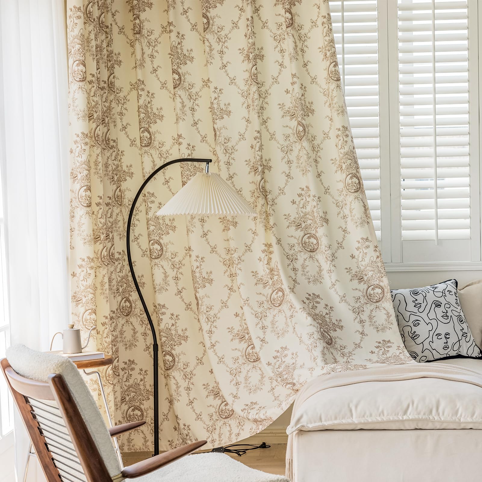SUOUO Vintage Kaffee Toile Blumen Vorhänge H225 x B140 cm 2er-Set | lichtdurchlässig, gemustert mit Vintage-Blumen, Landhaus-Dekor, Ösen-Gardinen für Wohnzimmer, Schlafzimmer, Esszimmer