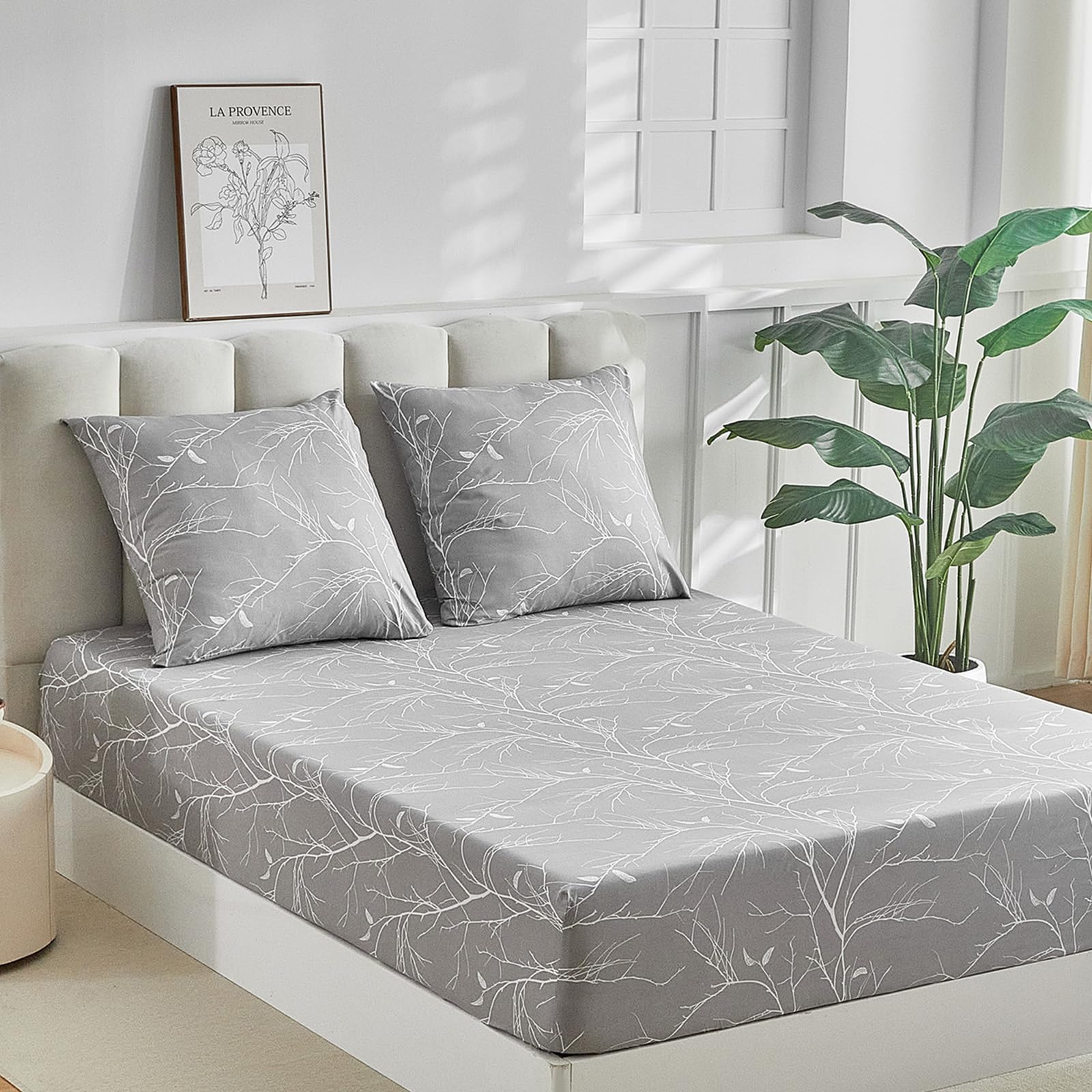 Set Biancheria Da Letto 4 Pezzi – Copripiumino 240x220 + Lenzuolo Con Angoli 160x200 + 2 Federe 65x65, Motivo Rami, Bianco E Grigio