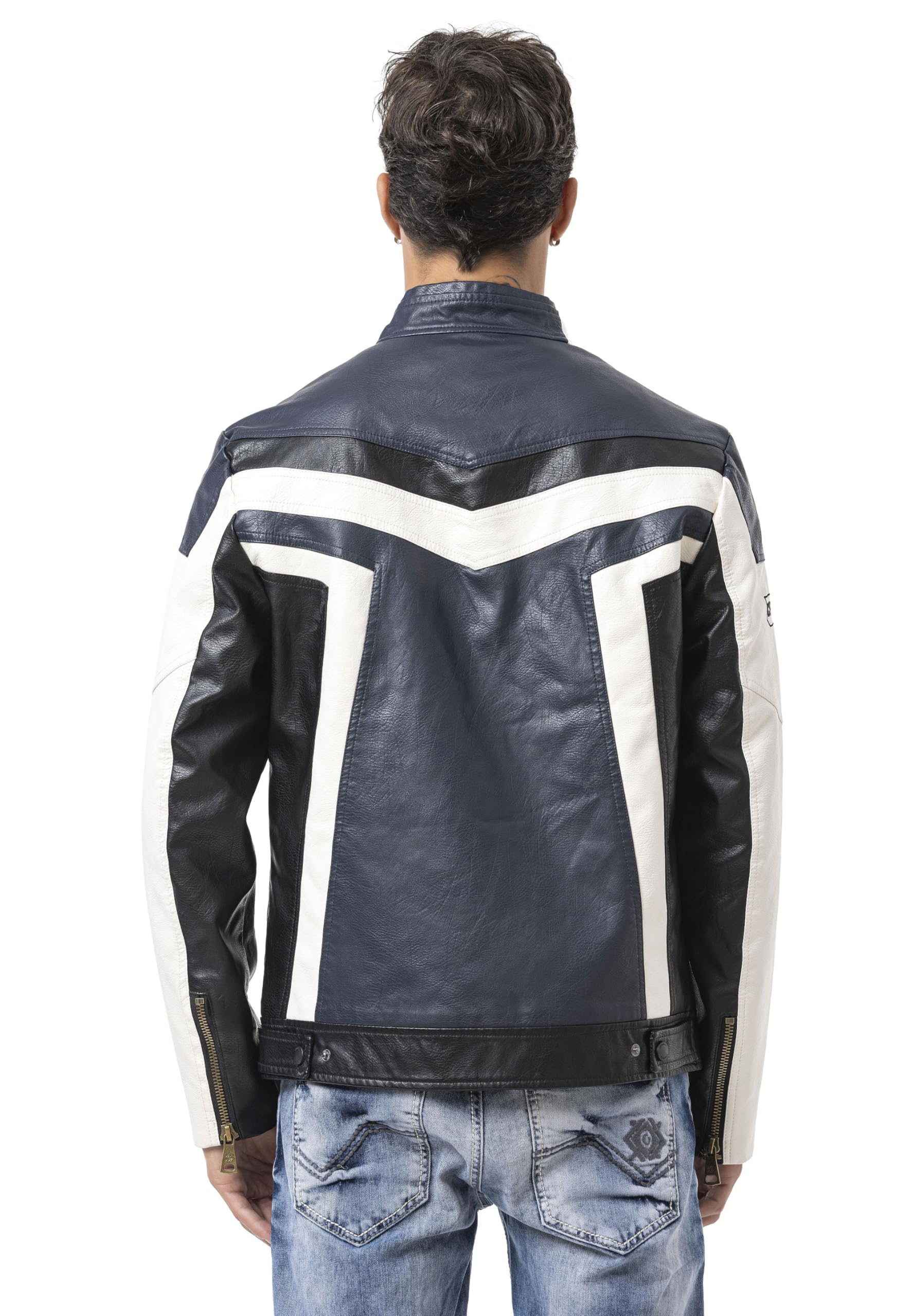 Cipo & Baxx Giacca invernale da uomo New Series – Elegante giacca invernale dal design moderno con calda fodera interna, cappuccio rimovibile e dettagli funzionali per le giornate fredde