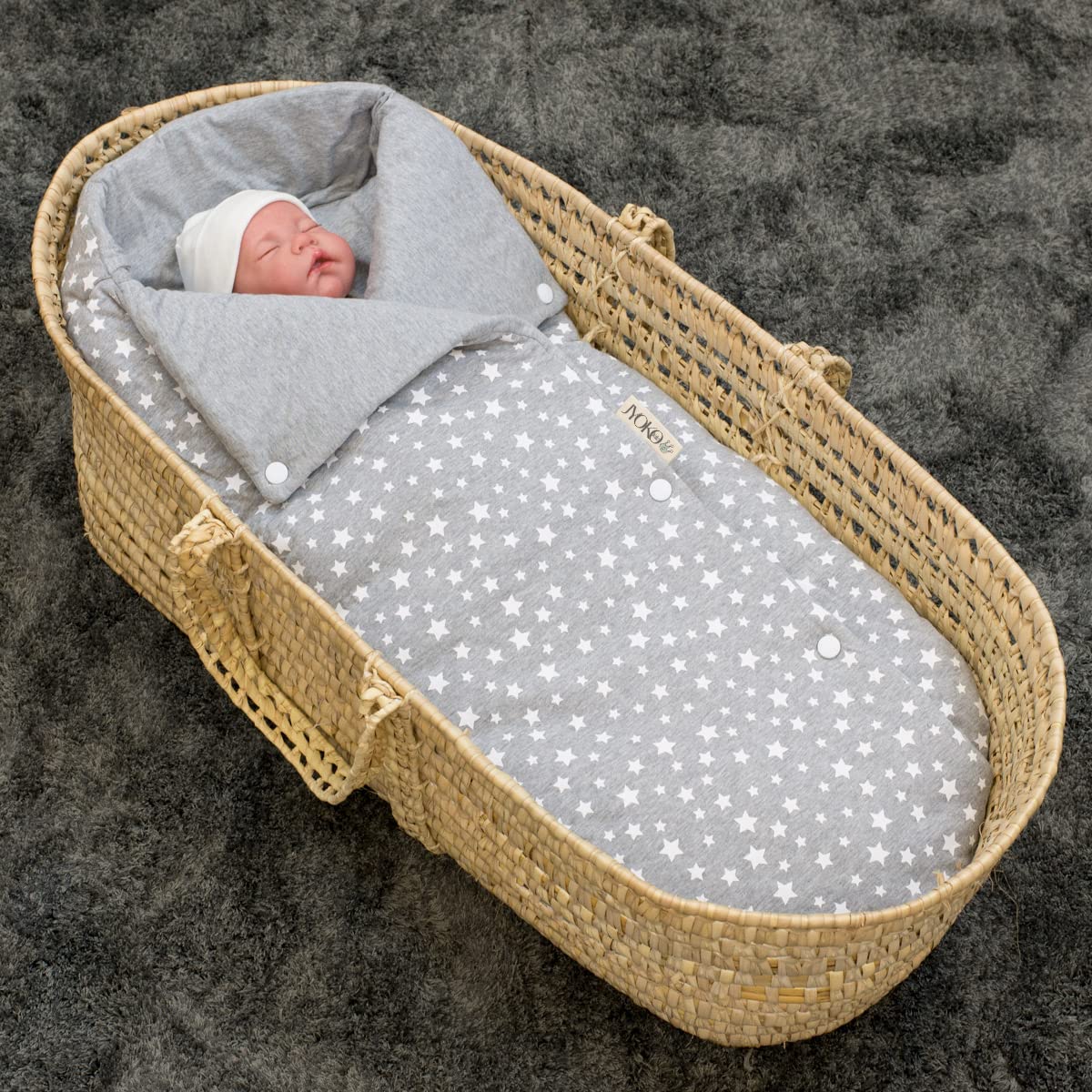 JYOKO Kids Saco Capazo para Bebé de Algodón Orgánico Extra Suave – Antialérgico, Protección Óptima contra el Viento y Frío – Ideal para Piel Sensible, Recién Nacidos y Bebés (White Star, Algodon)
