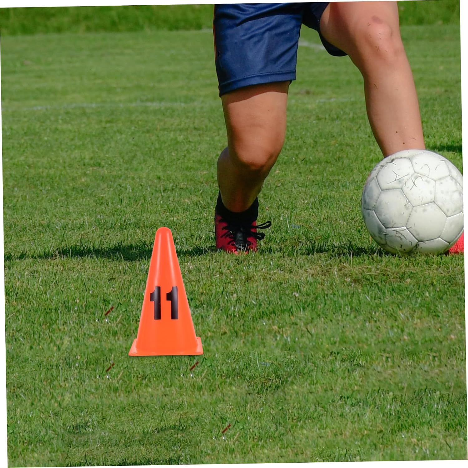 15pcs Plastic Numbered Training Cones for Basketball Soccer Field Markers Portable Sports Equipment for Efficient Drills Skill Development Various Training Environments