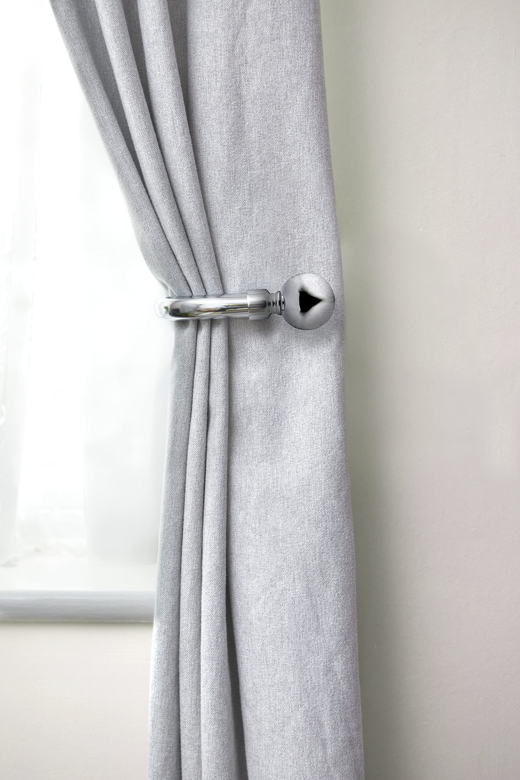 Emma Barclay, Ball - Pair of Holdaback Tiebacks with End Finials in Chrome - 20cm