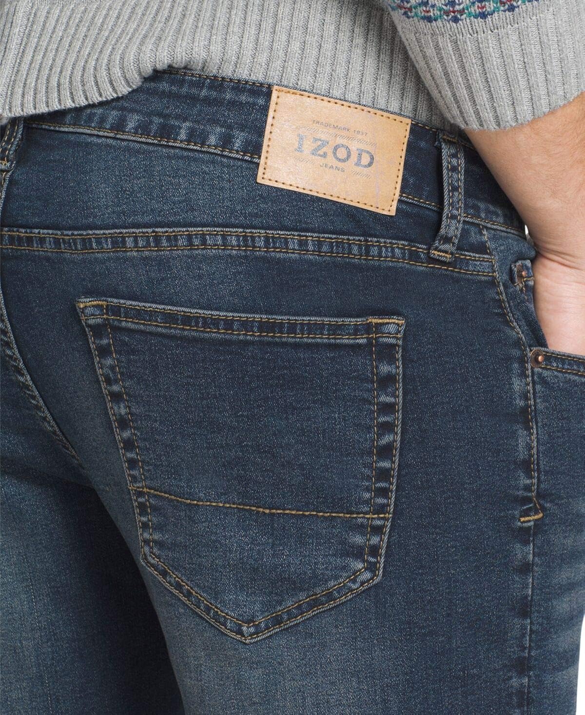 IZOD Men's Comfort Stretch Straight Fit Jean 40W x 32L Soft Blue