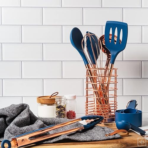 Miniatura 4 de Styled Settings Paquete de cocina azul y cobre de 33 piezas, juego de utensilios de 17 piezas, 8 cucharas medidoras magnéticas y 8 tazas medidoras