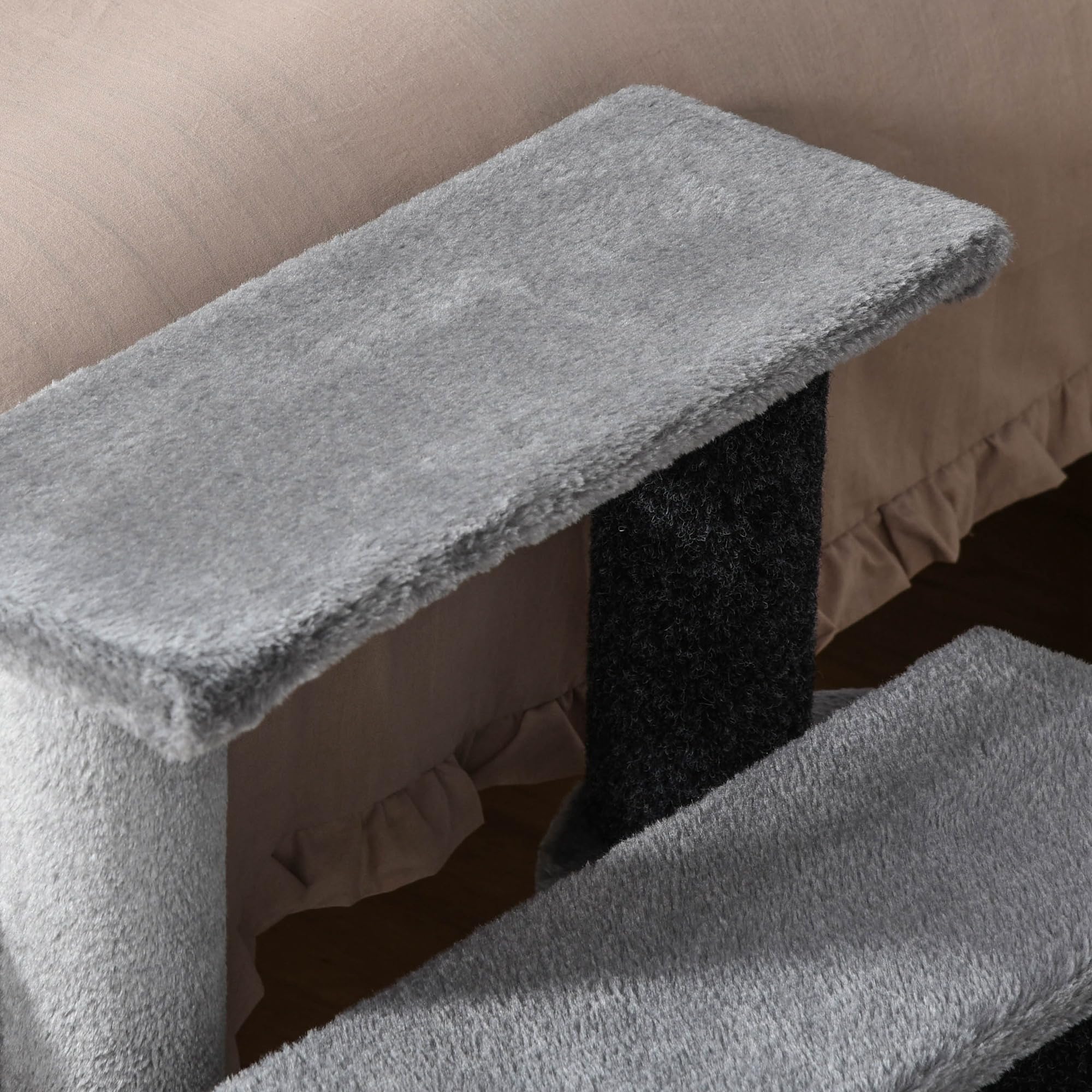 PawHut Scaletta per Gatti a 3 Gradini con Rivestimento in Flanella, Scala per Gatto e Animali Domestici Antiscivolo con Pallina, 45x40x48cm, Grigio
