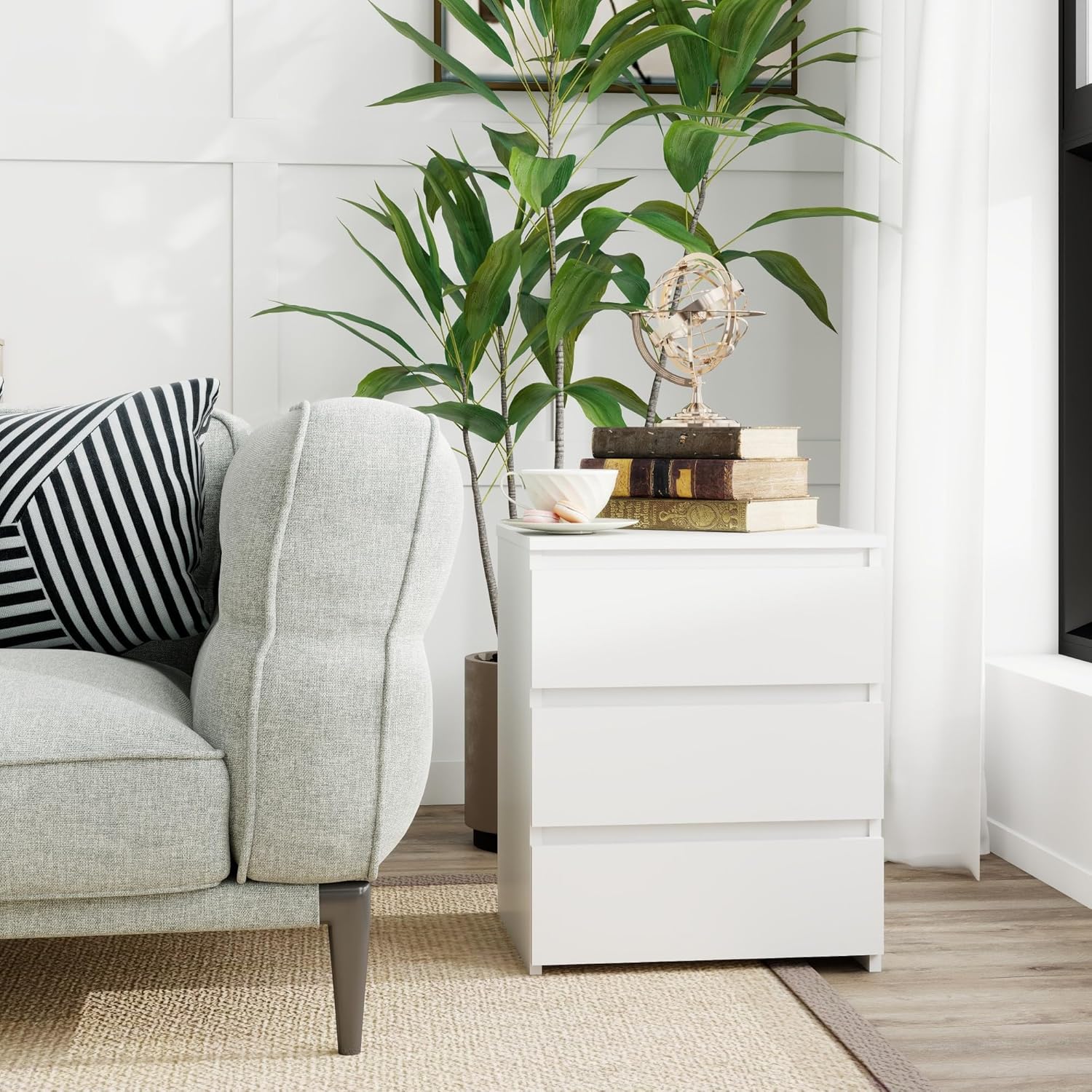 Modern Nightstand Bedside Table with 3 Drawers, End Table Sofa Side Table with Cut-Out Handle for Bedroom (1, White)