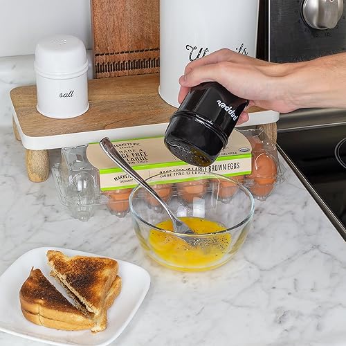 Miniatura 4 de AuldHome Design Juego de salero y pimentero (negro brillanteblanco) juego de coctelera contemporánea y moderna estilo rústico estilo retro esmaltado