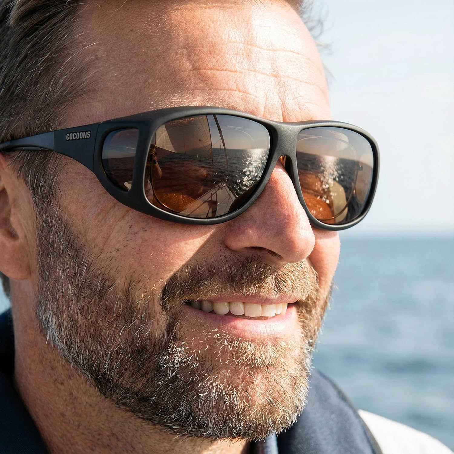 Cocoons Aviator (XL) Black Polarized Amber