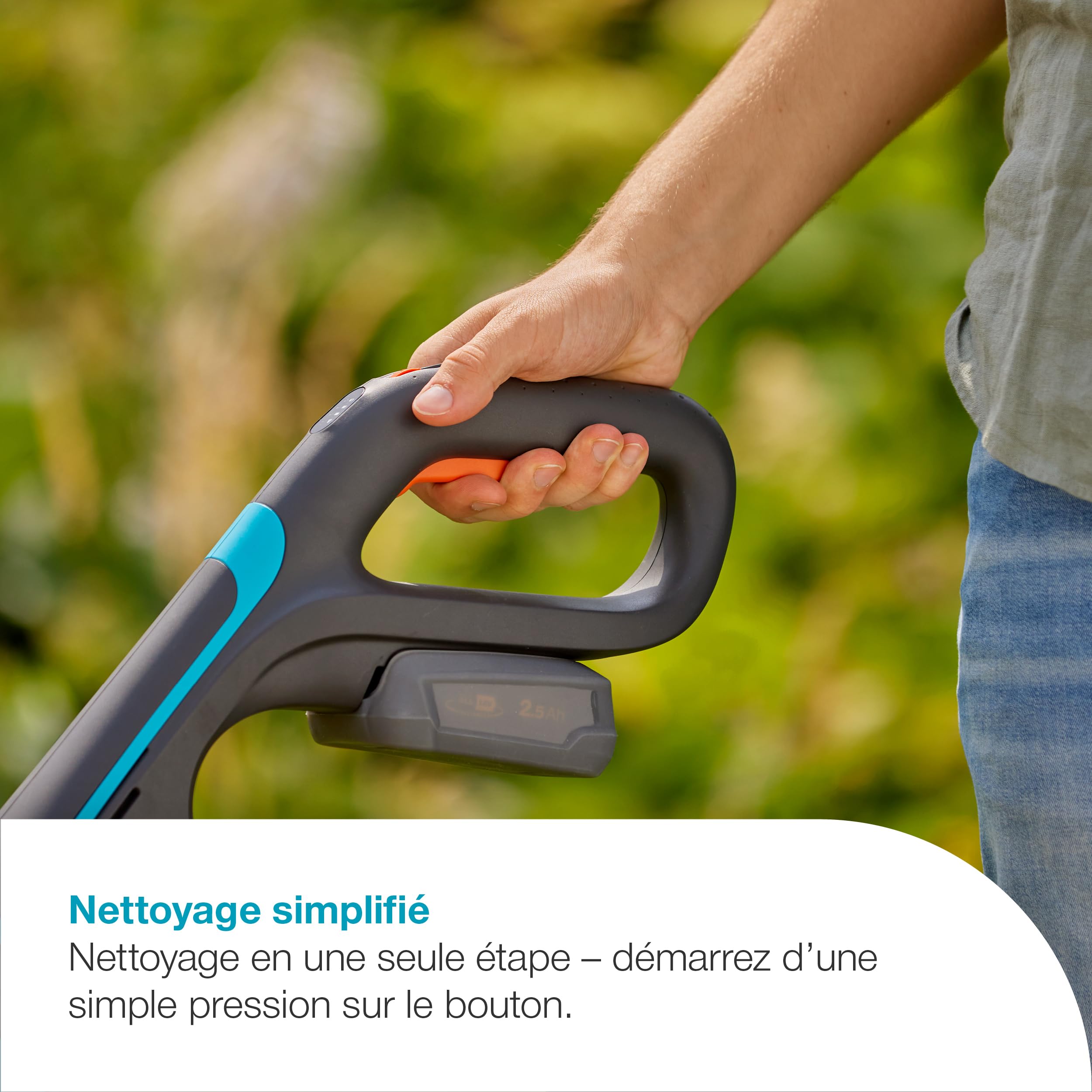 Gardena Nettoyeur de terrasse AquaBrush 18V/P4A - Universal - sans chargeur ni batterie: Extérieur, Surfaces universelles, Profil de brosse optimisé, Commande à un bouton, Sans fil (14842-55)