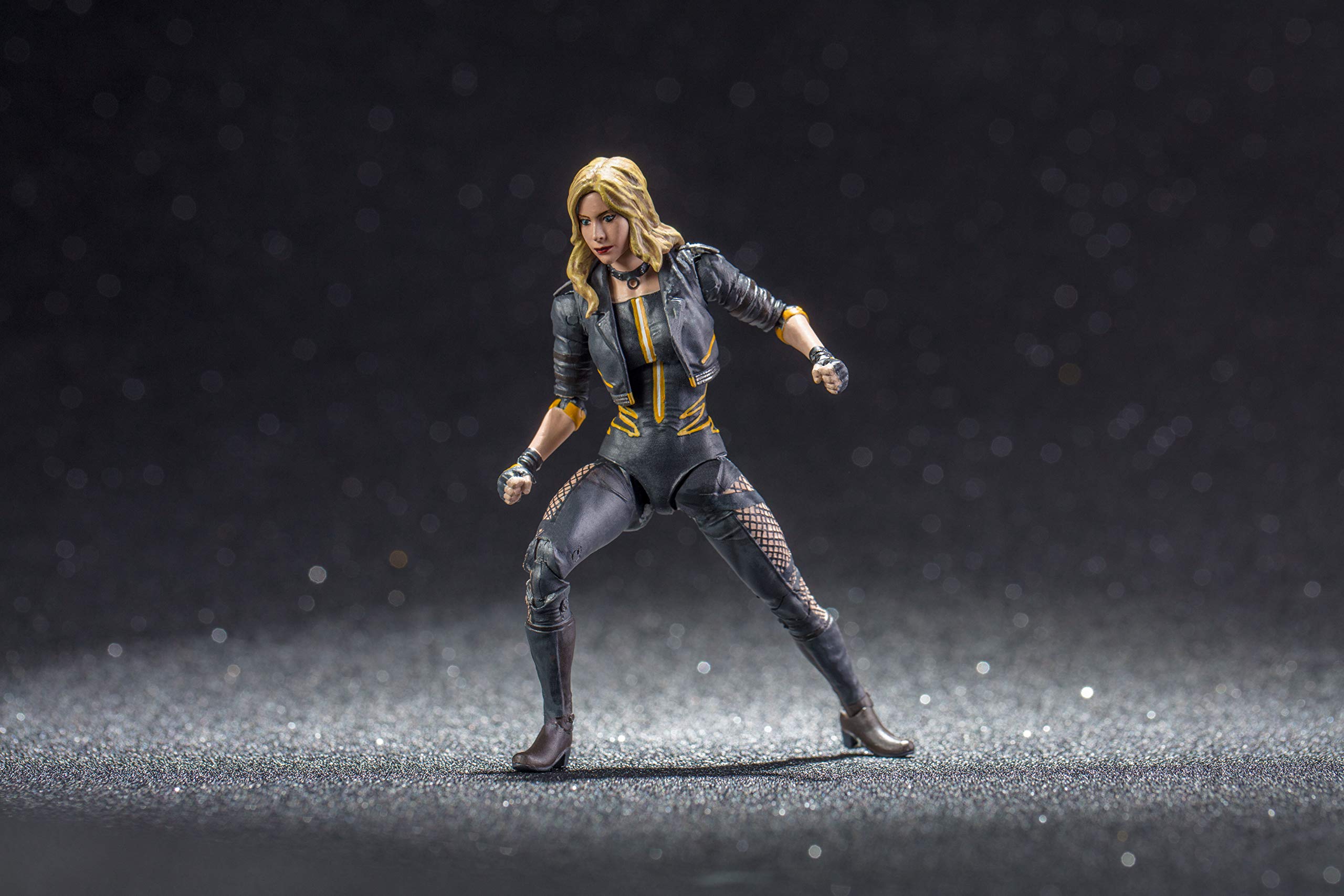 Amazon.com: Hiya Toys Injustice 2: Black Canary 1: 18 Figura de