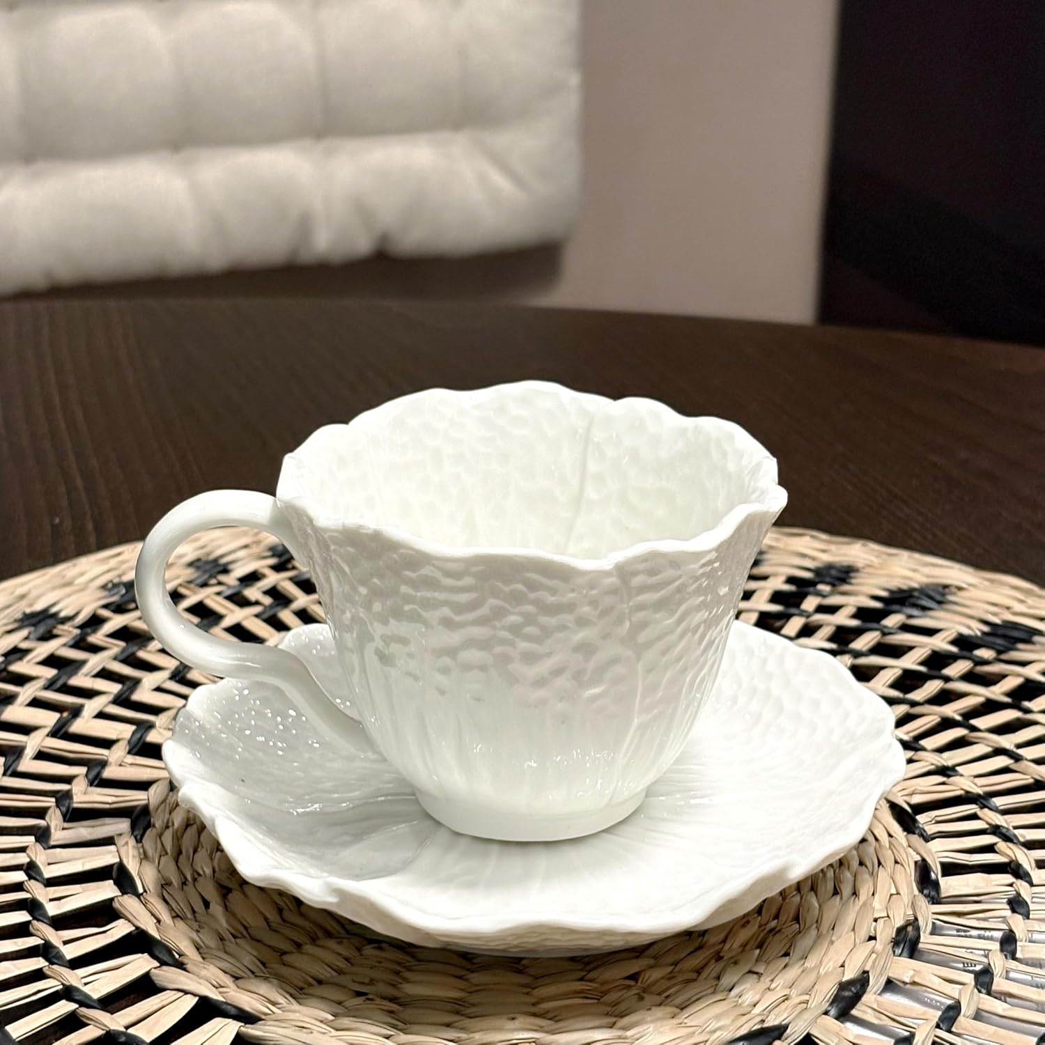 2 Pack White Ceramic Cups and Saucers Coffee Cups with Cabbage Floral Design 200ml (7 oz) Tea Cups for Espresso, Latte, Porcelain Mugs - Image 8