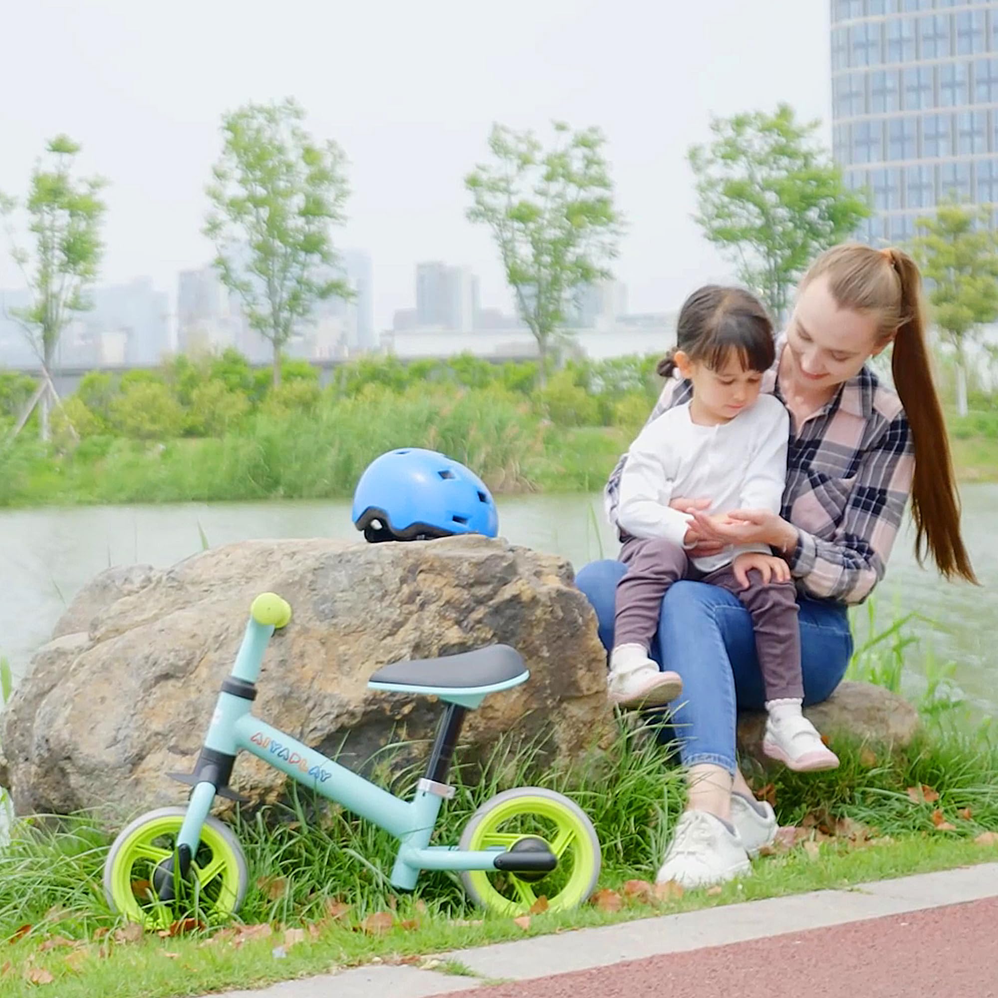 AIYAPLAY Bicicleta sin Pedales para Niños de 18-48 Meses Bicicleta de Equilibrio con Asiento Ajustable en Altura Carga 25 kg 66,5x34x47 cm Verde y Turquesa