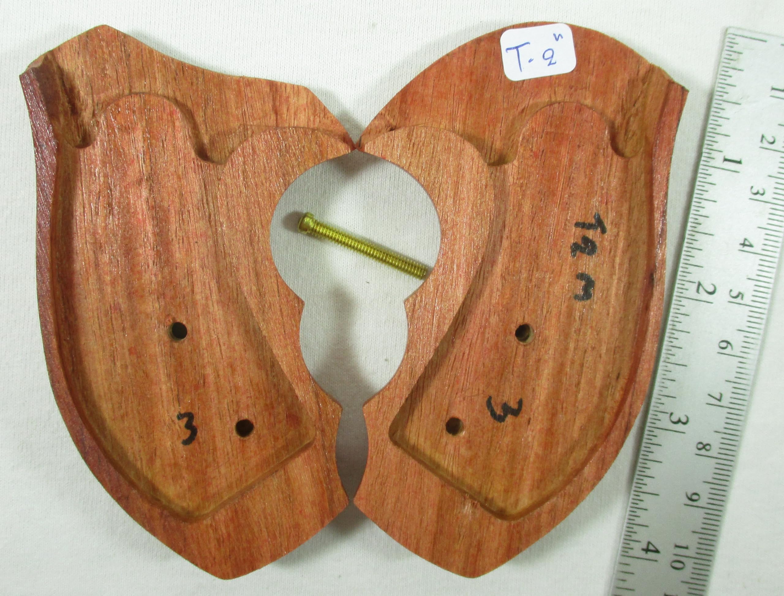 Wood Checkered Grips for Taurus 2