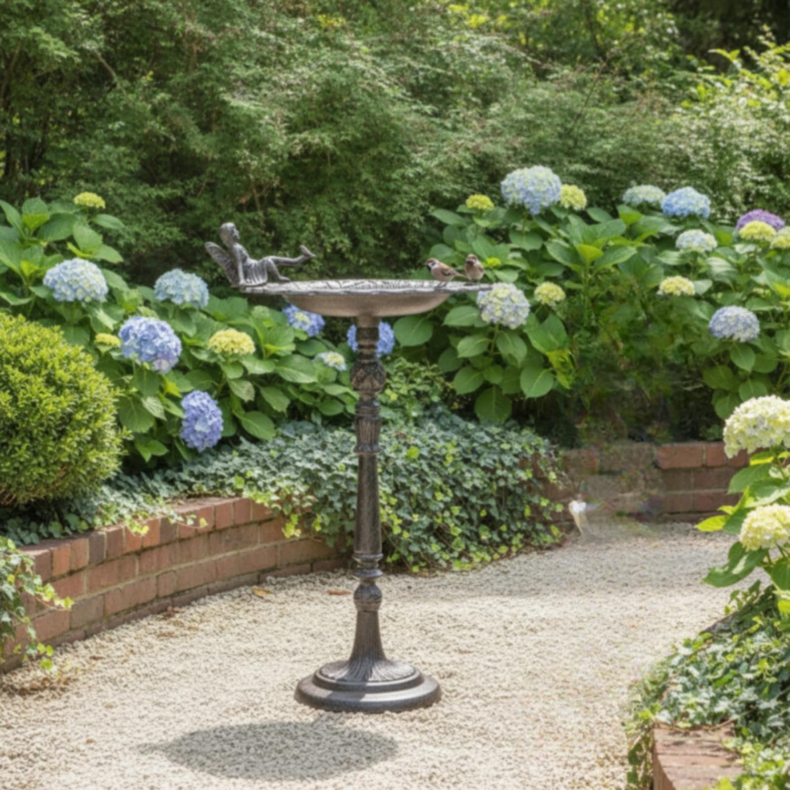 Vogelbad mit Elfenfigur freistehend Vogeltränke mit Standfuß wetterfest Vogelfuttersschale aus Gussmetall für Vogelliebhaber, Gartenbesitzer, Balkon