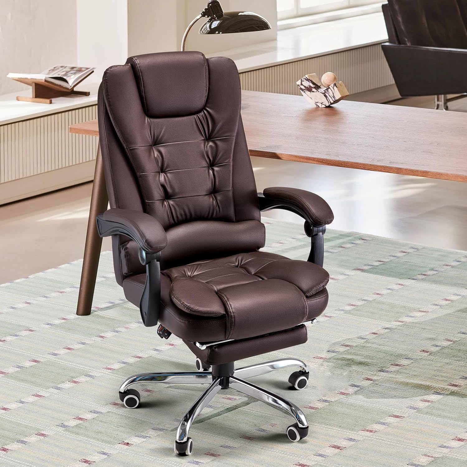 YODOLLA Bürostuhl Ergonomisch, Chefsessel mit Fußstütze & Liegefunktion, höhenverstellbarer Computerstuhl, 200 kg Belastbarkeit – Braun