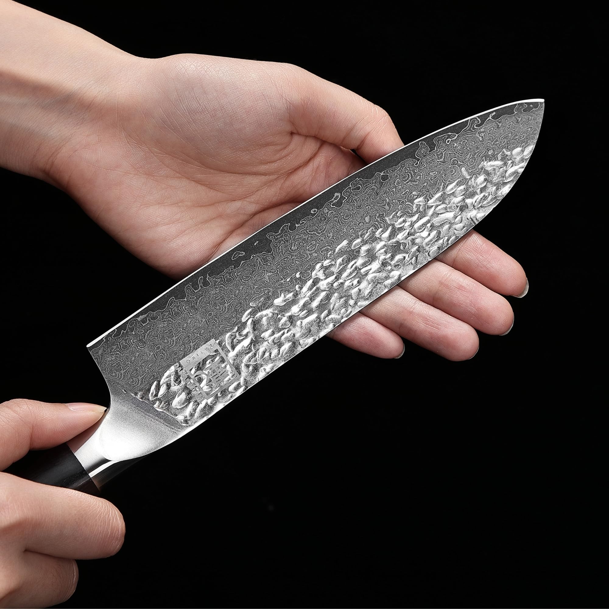 zayiko Kuo nóż ze stali damasceńskiej Santoku, 17,70 cm, bardzo ostry, z 67 warstw, nóż kuchenny ze stali damasceńskiej z uchwytem młotkowym i drewna Pakka