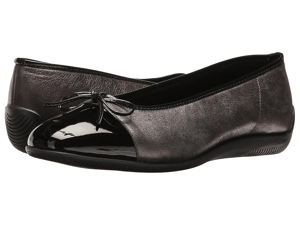 

ara Bella (Black Metallic/Patent Toe) Women's Dress Flat Shoes