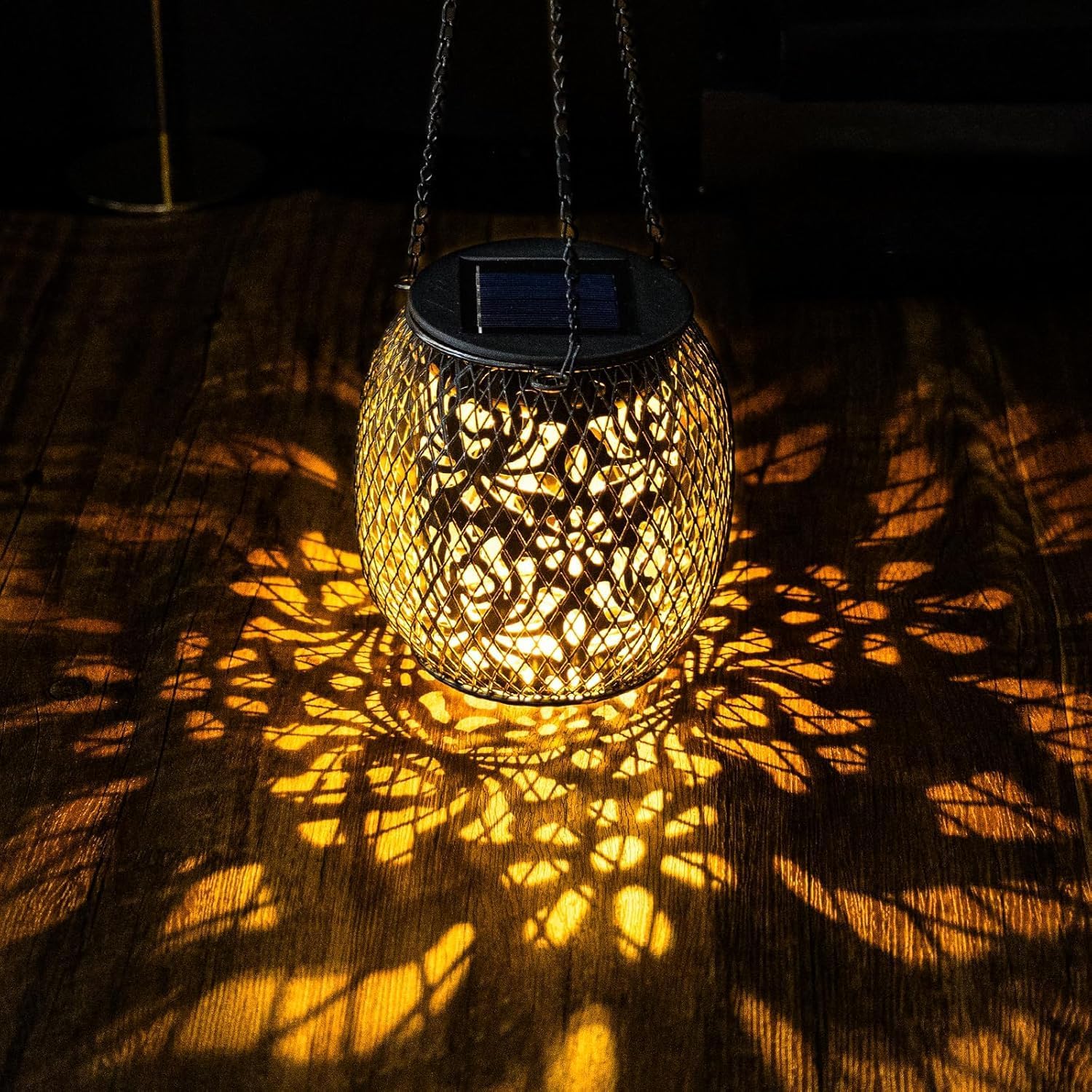 Solar Lanterns Outdoor Waterproof, 2 Pack Hanging Solar Lights Outside Garden Decor, Gifts for Women Mom Grandma Metal Decorative Lantern for Patio Yard Porch Balcony Backyard Lawn