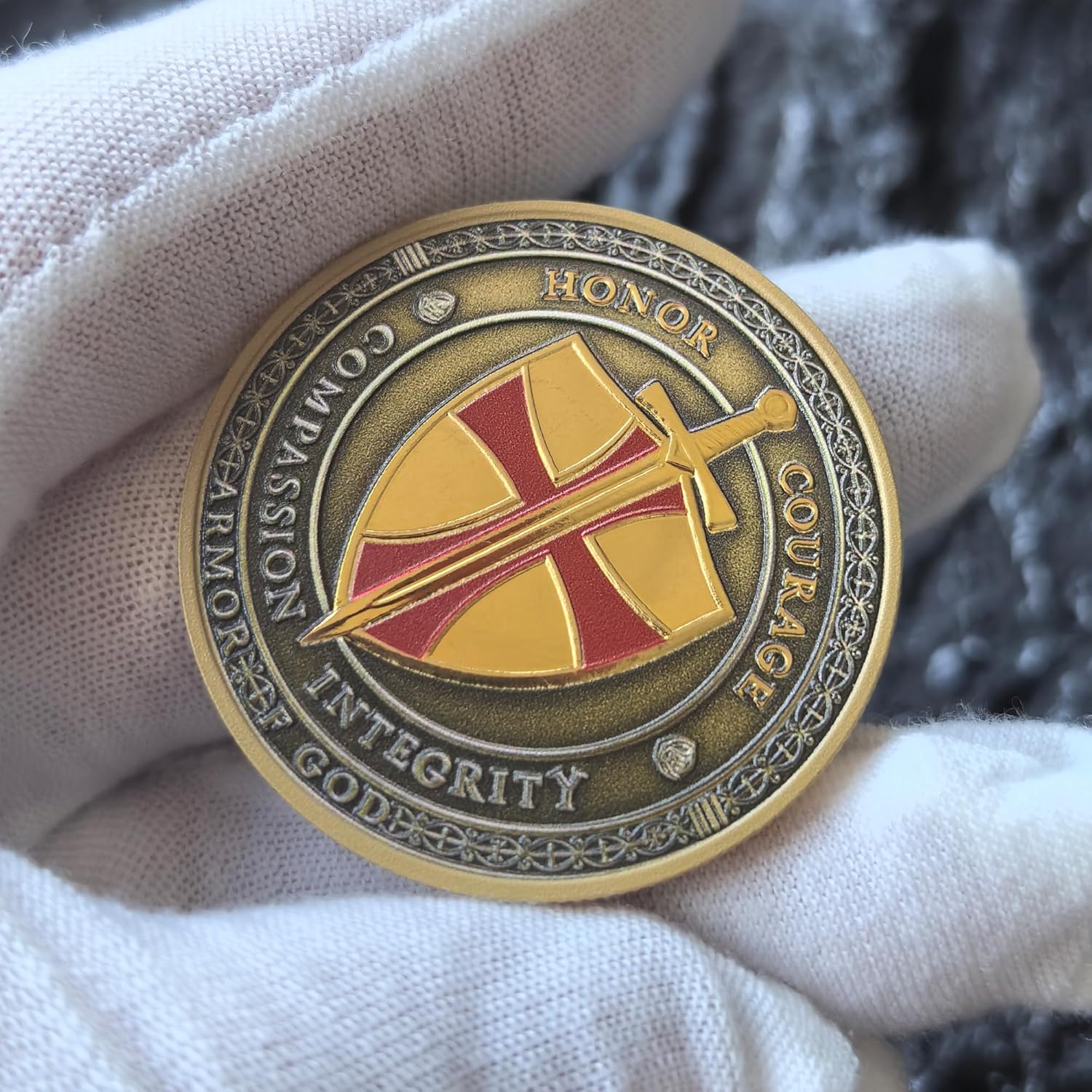 Knight of Christ Challenge Coin – Armor of God Religious Token with Jesus & Knight Design, Christian Faith Inspirational Metal Token in Protective Case