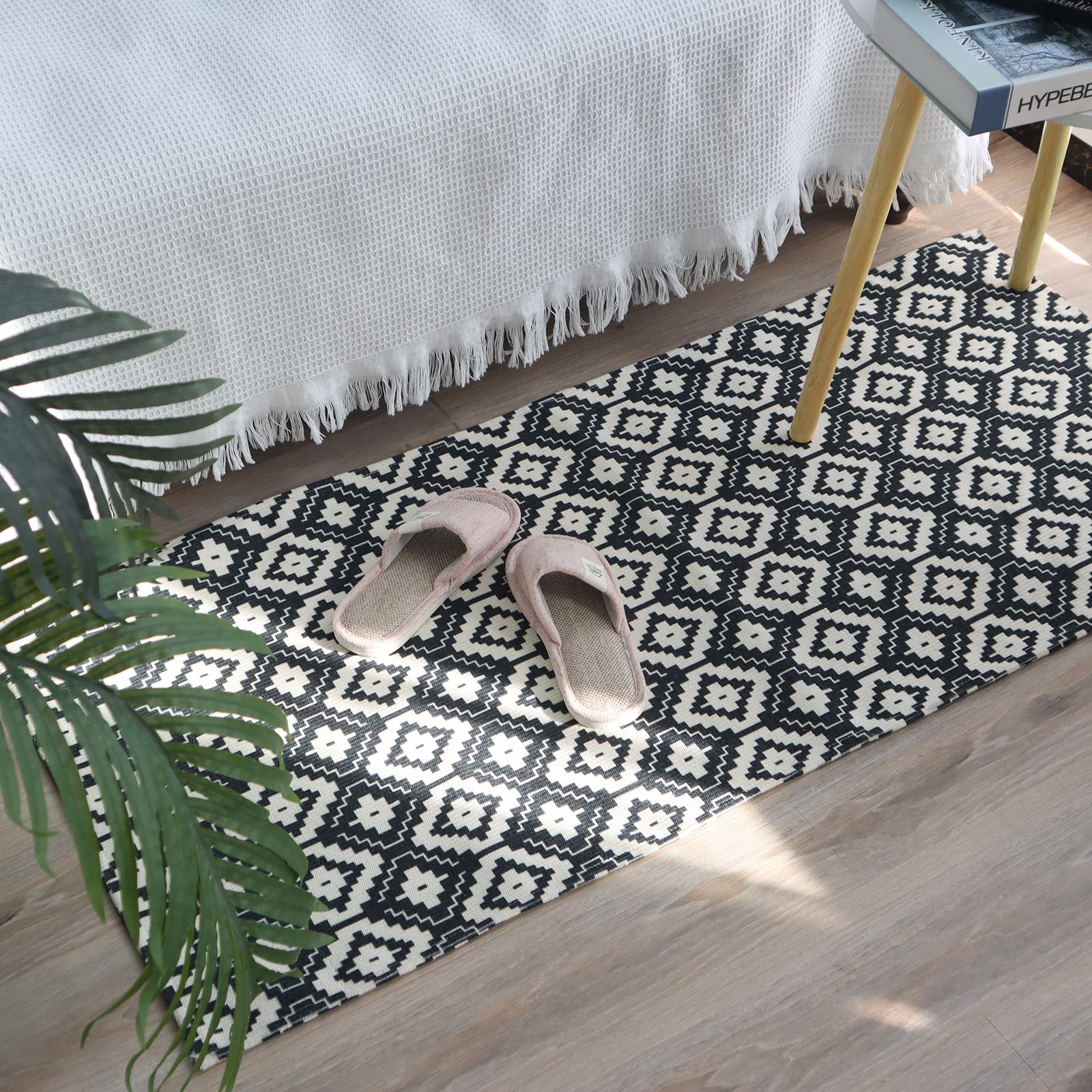 CiCiwind Cotton Runner Rug 60×130cm Machine Washable Rug Geometric Kitchen  Rugs Black White Trellis Rug Living Room Bedroom Kitchen Hallway Runner